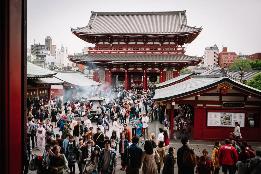  (Sensoji Temple in Asakusa. Photo by Remi David - Please do not use or reproduce without permission.)  