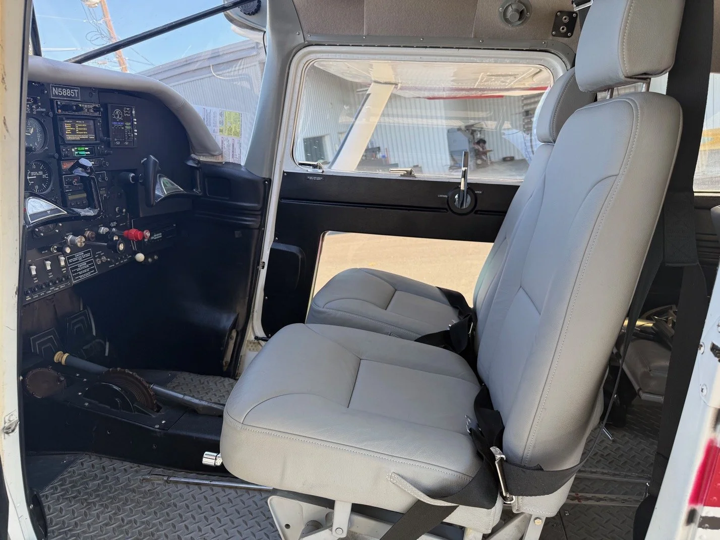 1964 Cessna 185D
