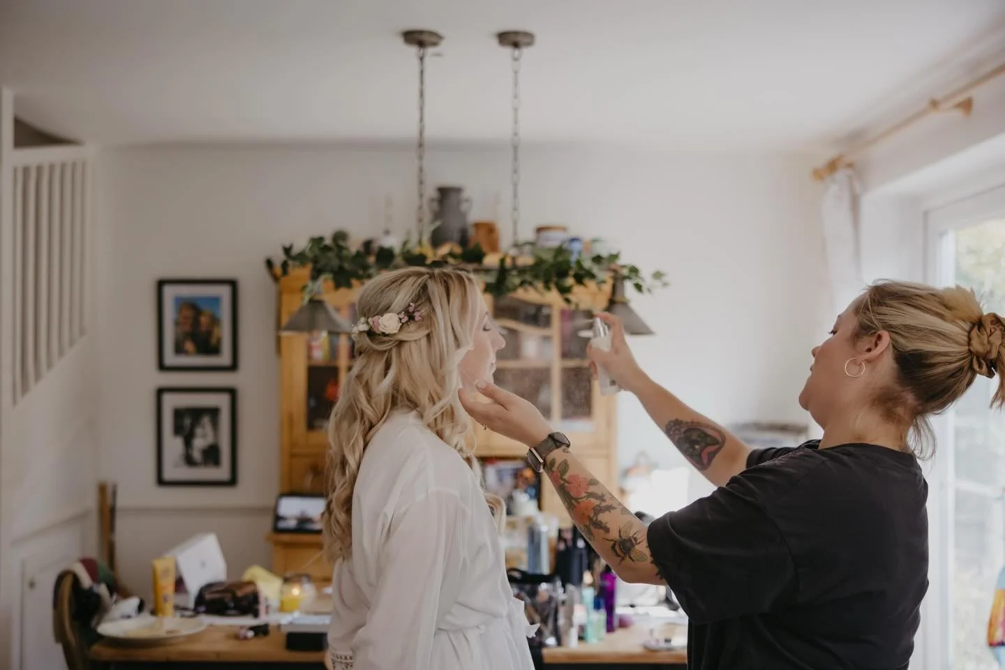 What you get when you book me 🤍

✨ Your own personal hype woman
✨ More than a hair &amp; makeup artist, someone who fits right into your wedding morning
✨ The calmest person you&rsquo;ll ever meet (with a rescue remedy in her kit, just in case 😉)
✨