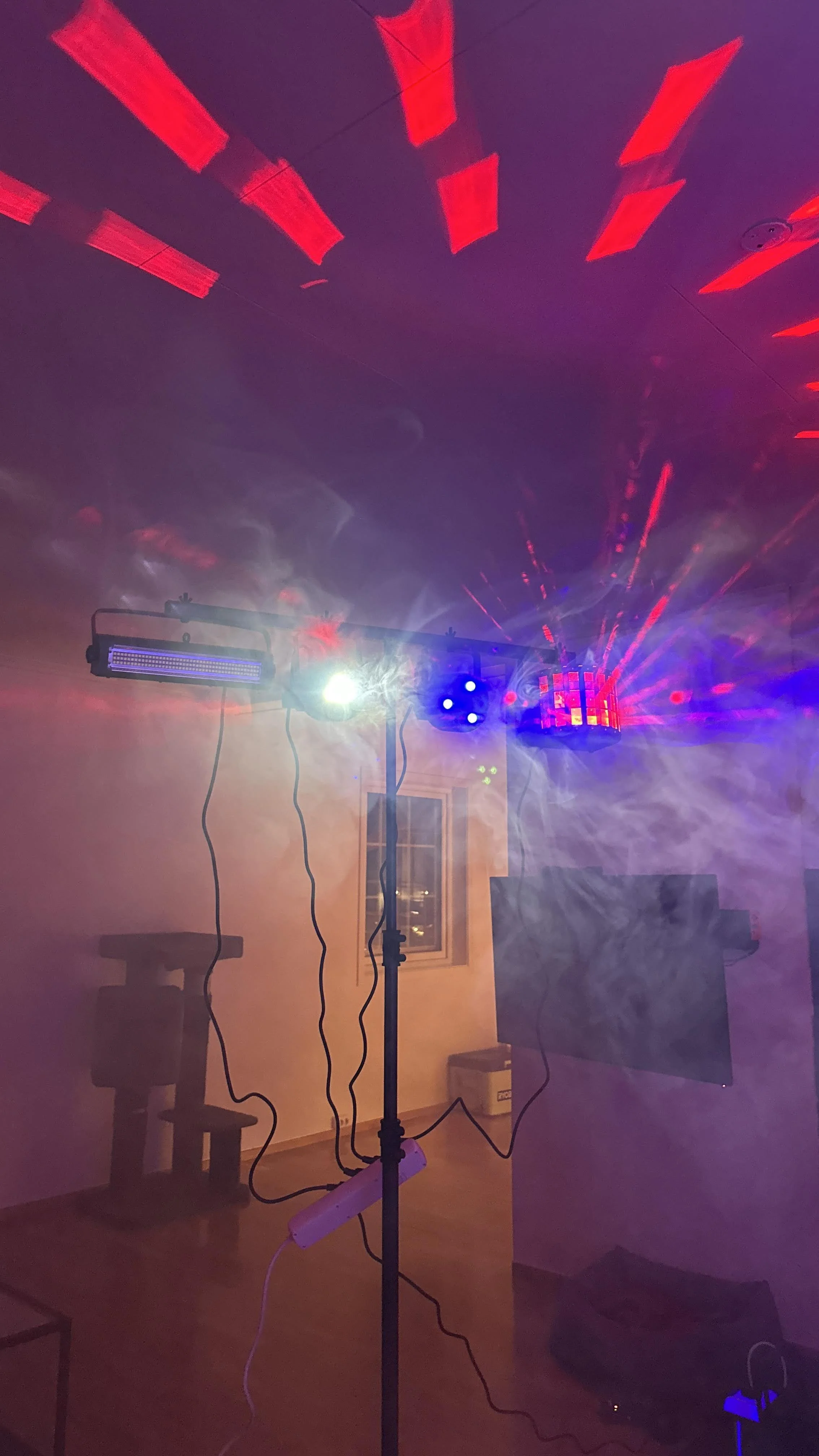 T-Lysbar stativ for derby, par light, strobelys og moon flower