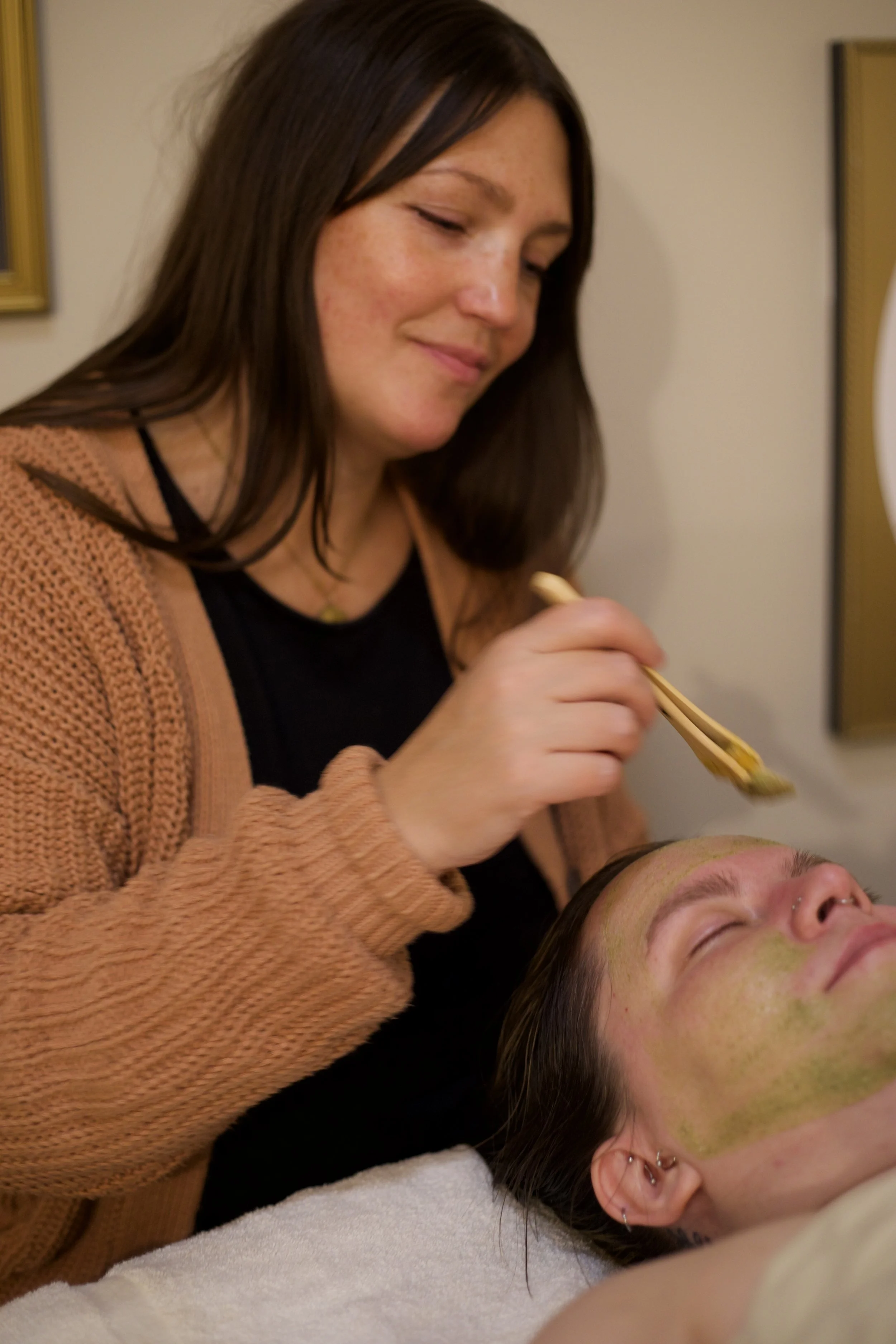 Facial pic Sam .jpeg