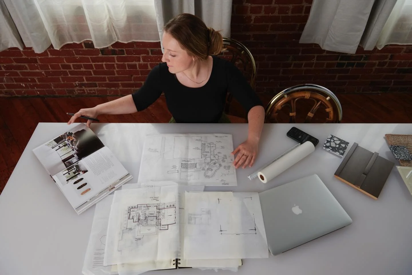 Cheers to the women leading, creating, supporting, and shaping the world around us. Happy International Women&rsquo;s Day.💪🏽 #internationalwomensday #architecture #construction