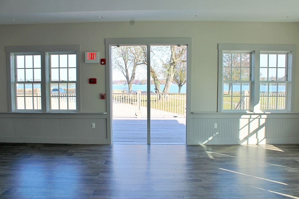 Interior2.jpg