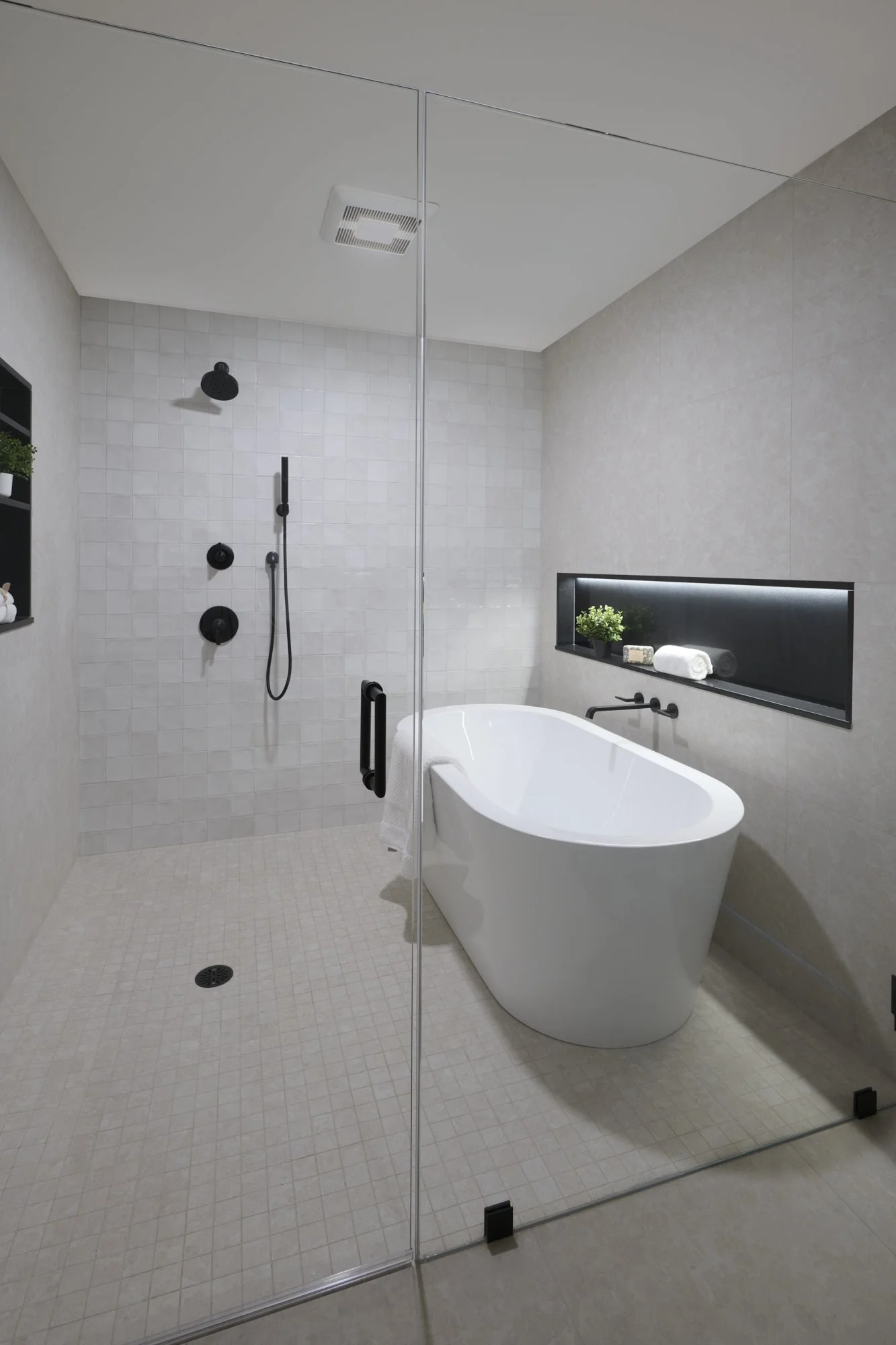 Emerald Design Build Framingham Low Res 15.jpg