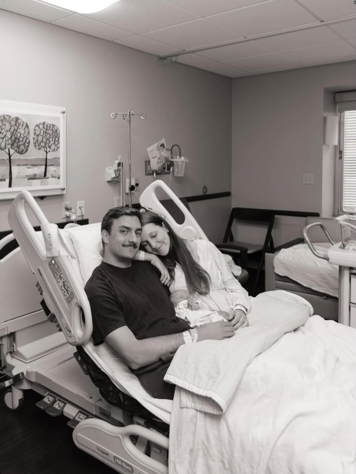 A birth marked by trust, rest, and surrender.

Just days before meeting her due date, this mama went into spontaneous labor and welcomed her beautiful baby girl into the world. Throughout every wave, she leaned into her breath, trusted her body, and 