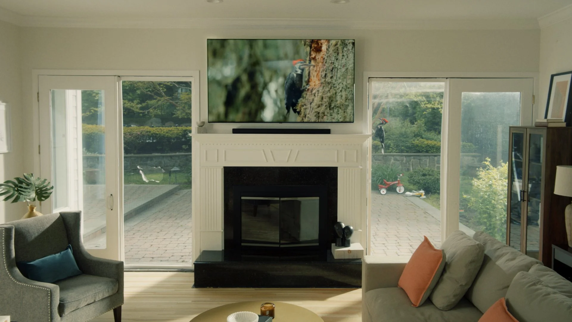 HOME DEVICE PROTECT REFRESH_WebAudio_NFA_Final 23.98fps_071724.mov.01_00_25_06.Still007.jpg