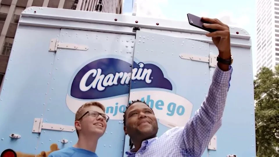 10_Charmin__VanGo_.mp4.00_00_26_12.Still008.jpg