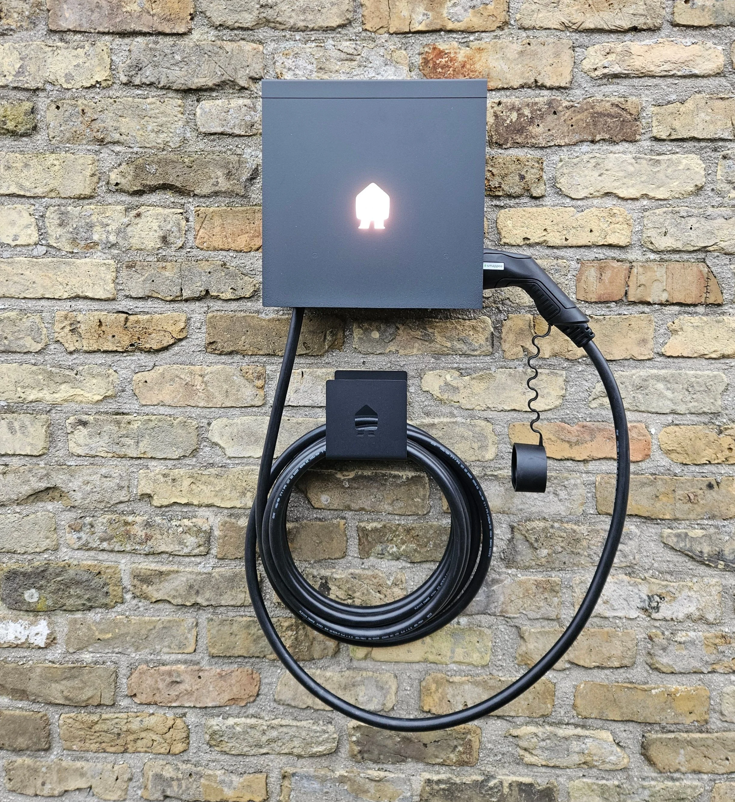 Smappee EV Wall Home Black.jpg