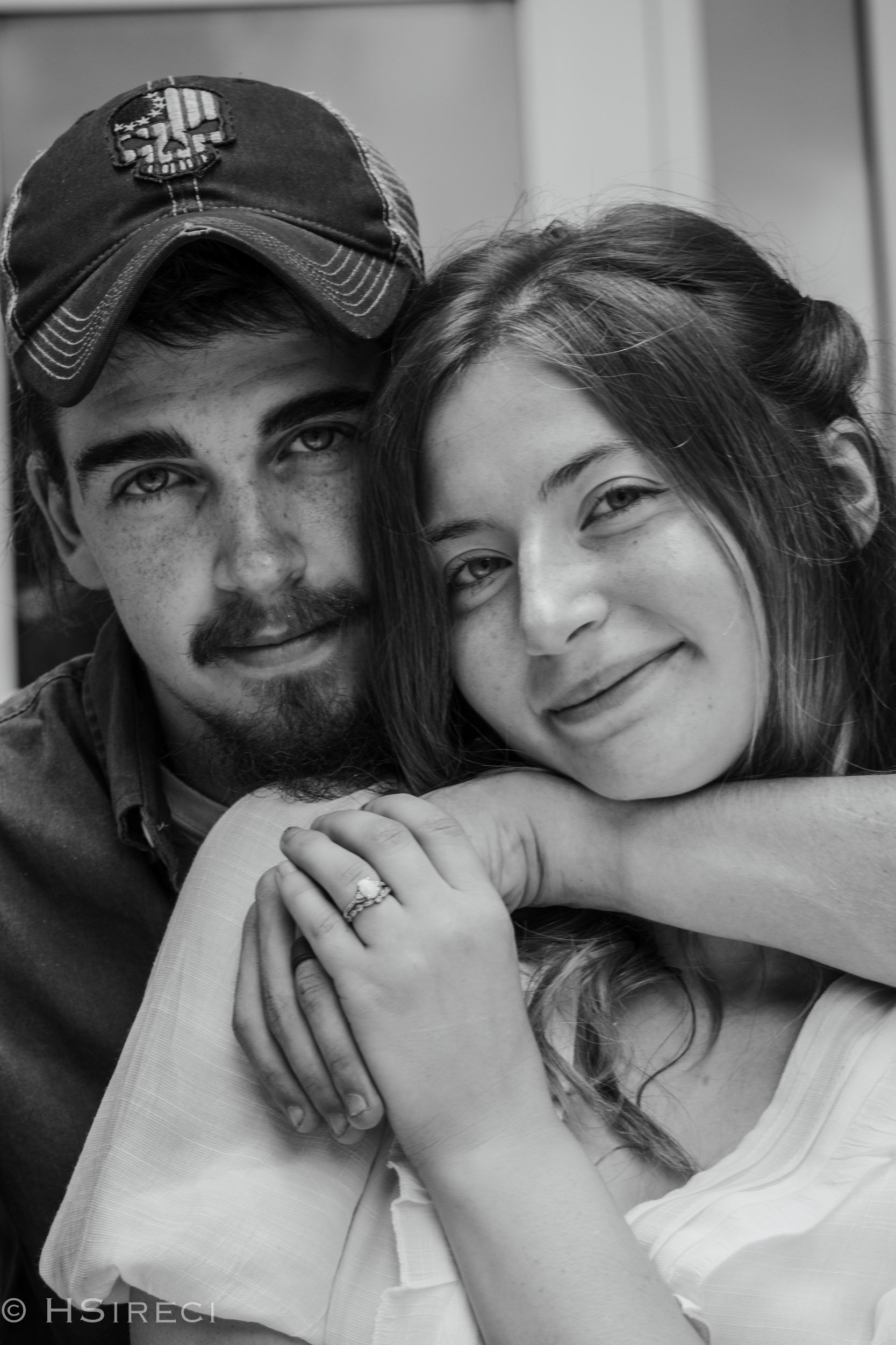 HerzelSireci_ Casey&Austin_EngagementShoot02_2023.jpg