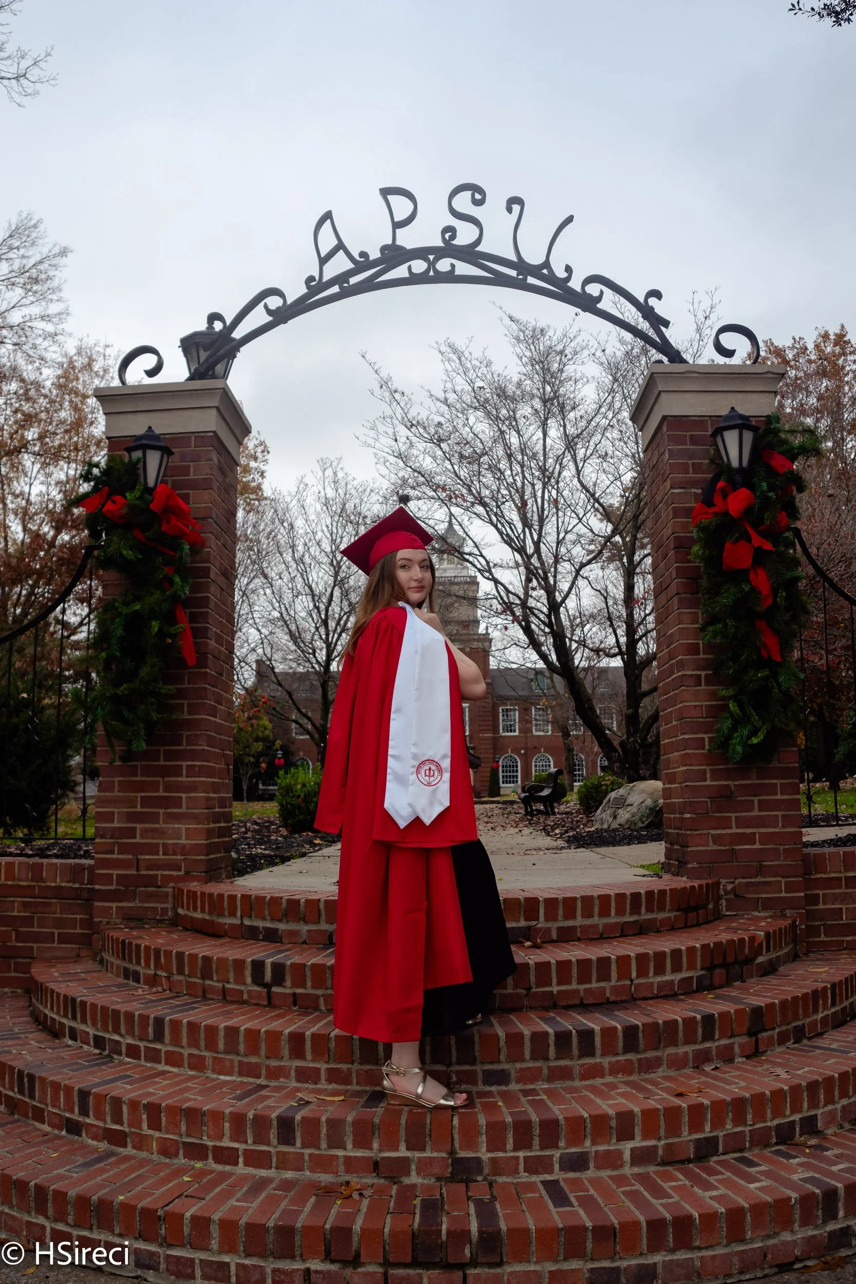 HS-CaseyGrad_2025-274.jpg