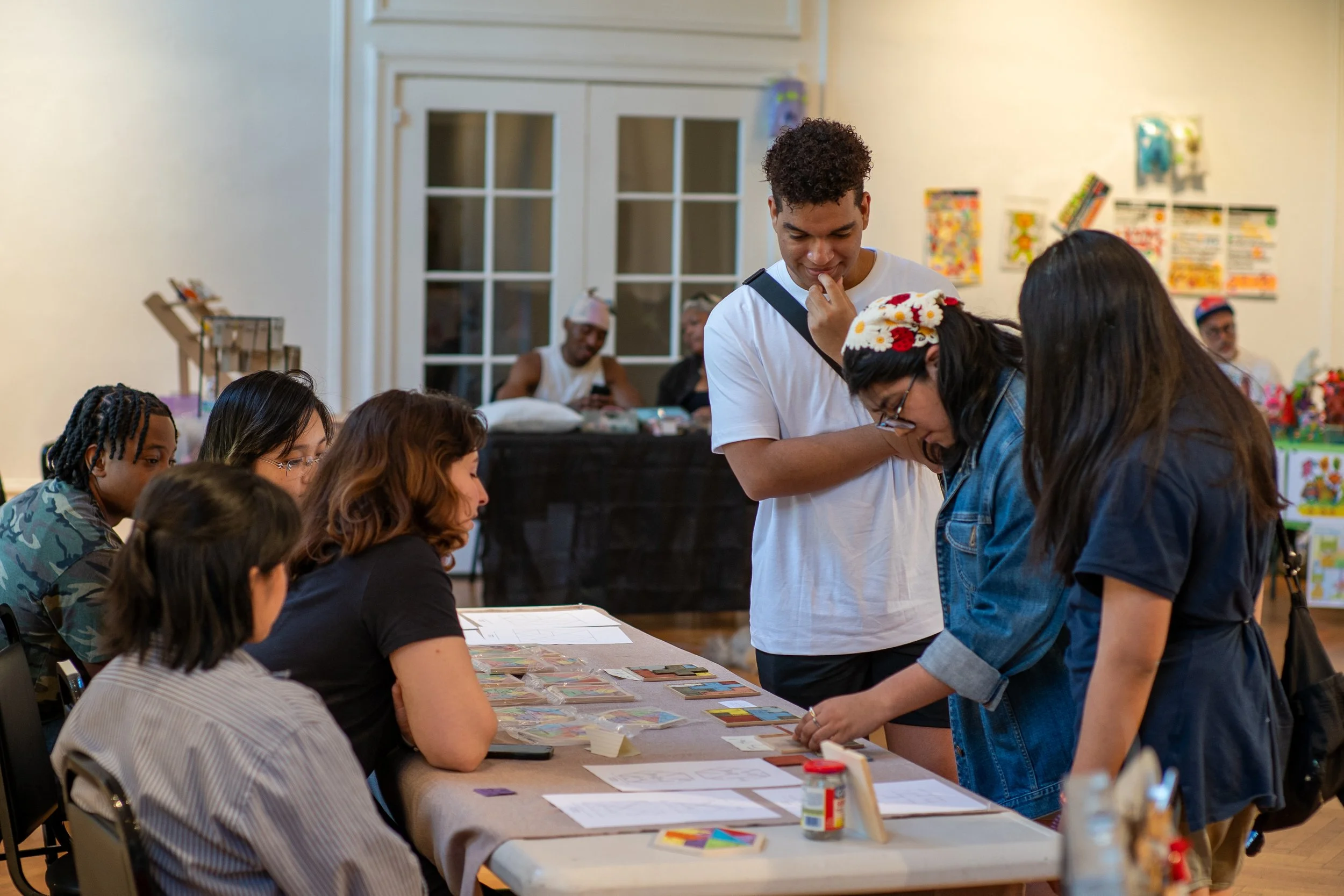 DMS MARKET - Holiday Edition Design Make Sell Market 