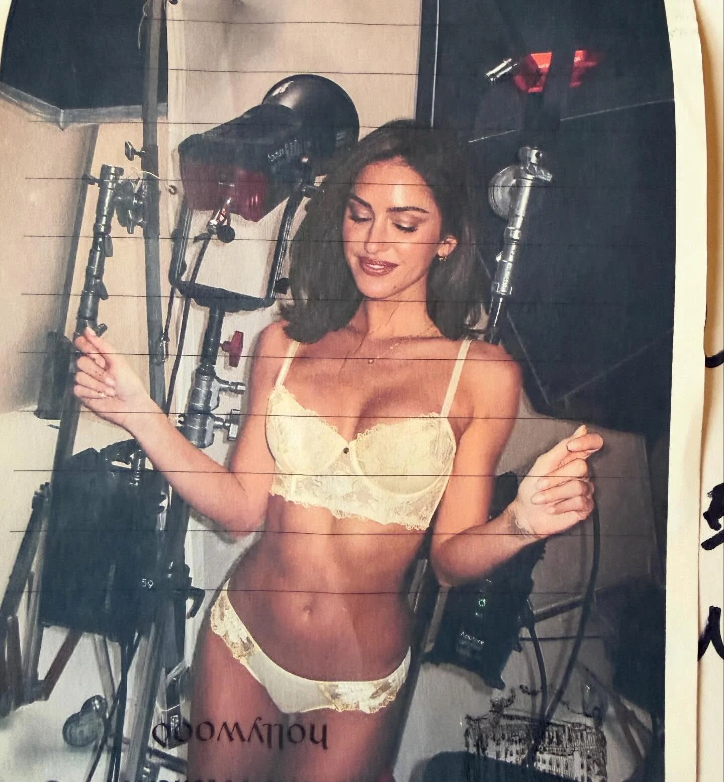 Scrapbooking wiv @msgigiparis x @adoreme big up the crew @smarksy101 @camiiila.montenegro @cate_shipley @mrtonykelley @alyssawtaylor @isabelyrosado #benwatts #scrapbooking #nyc