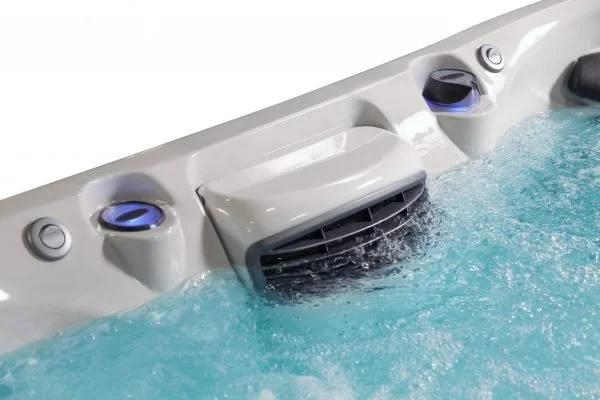 Jacuzzi - Behari Doors - Kosovë