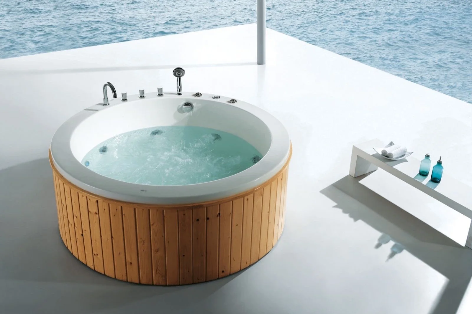 Jacuzzi - Behari Doors - Kosovë