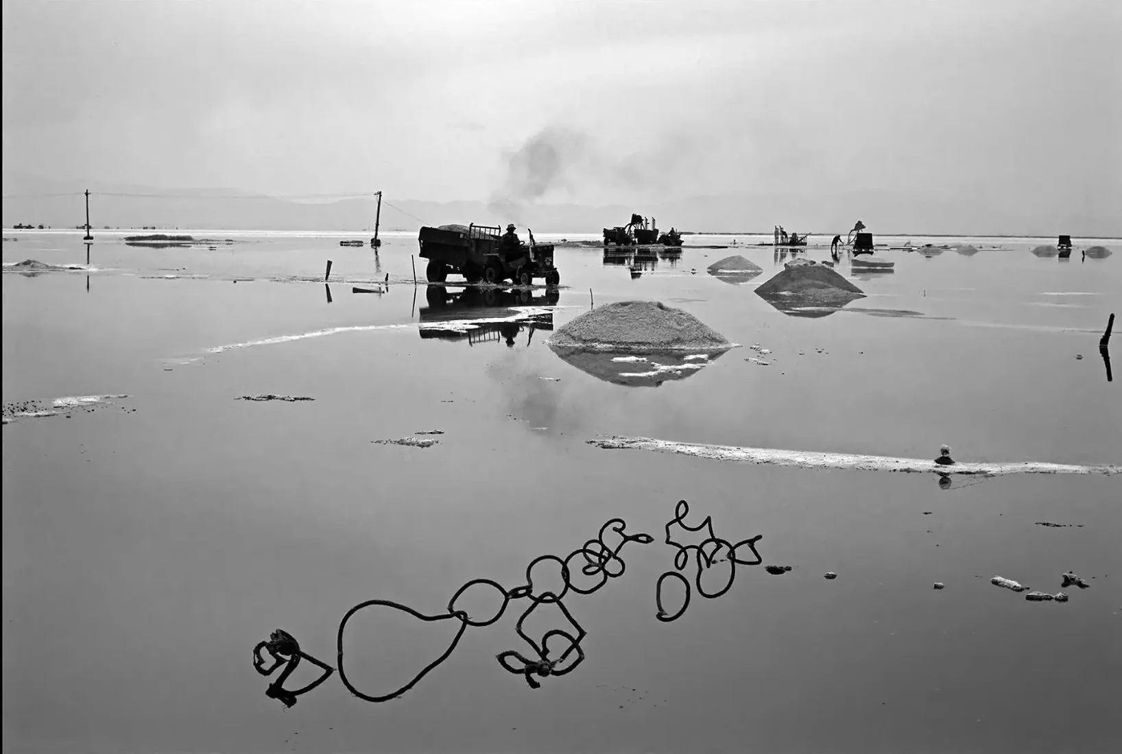 @Ian Berry Cina, Qinghai Chaka con acqua cristallina. Dalla mostra “Water” al Visa pour l’image di Perpignan.