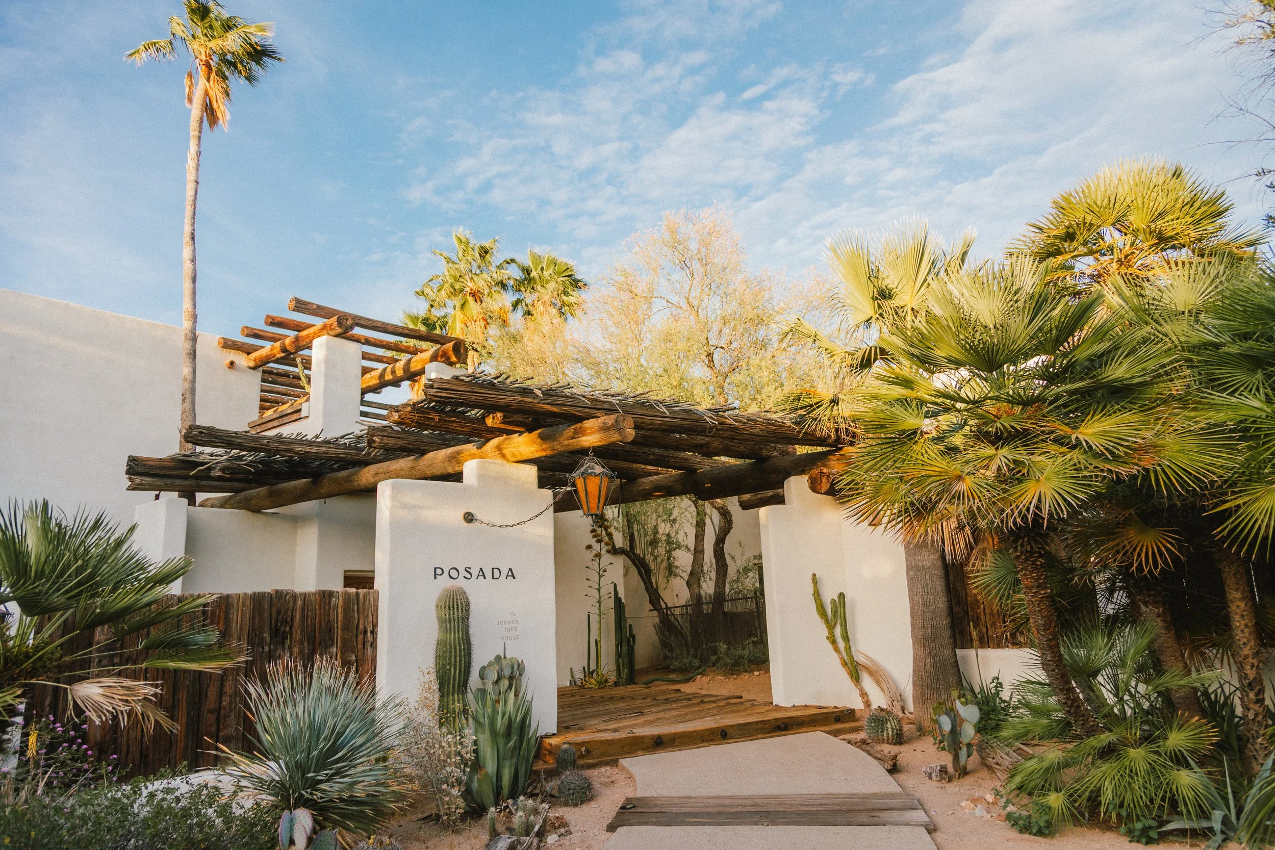 How to plan your wedding at the                            Joshua Tree House Tucson