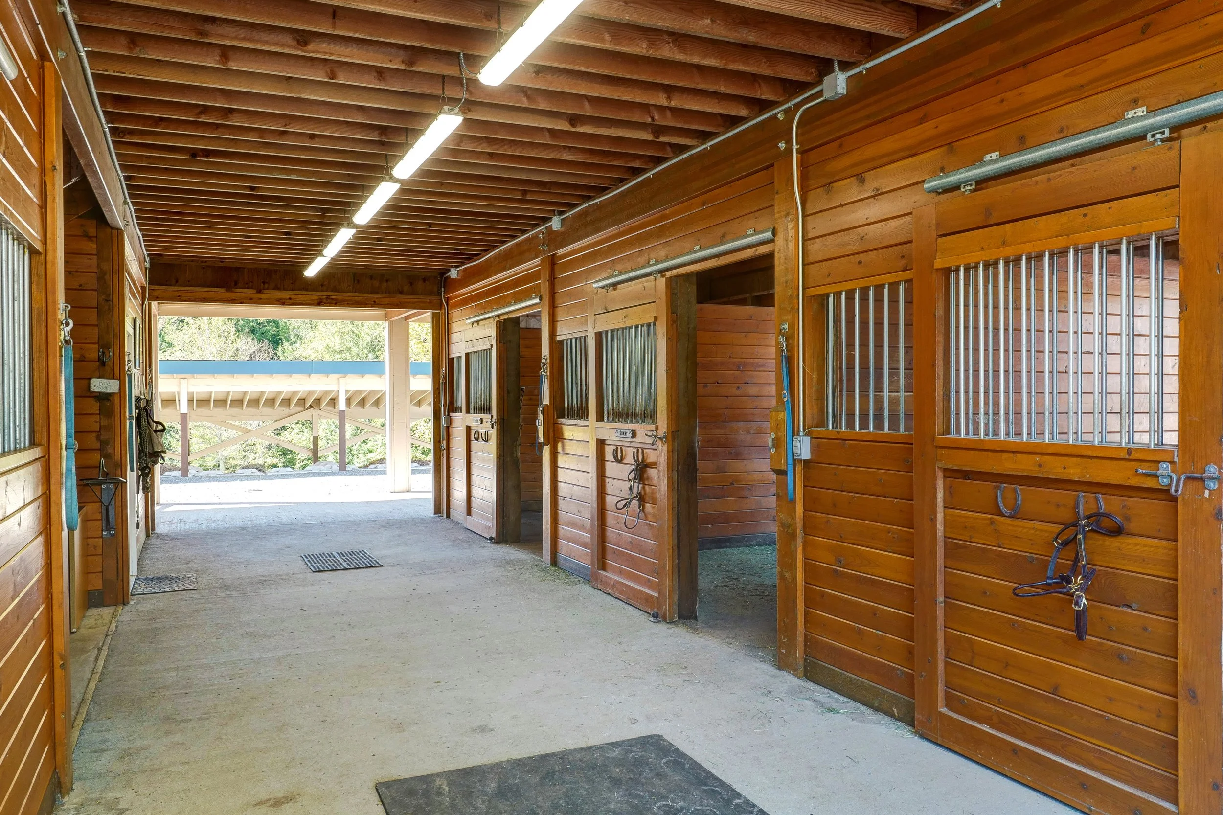 29016 SE 45th Street Fall City - Equestrian Amenities (25).jpg