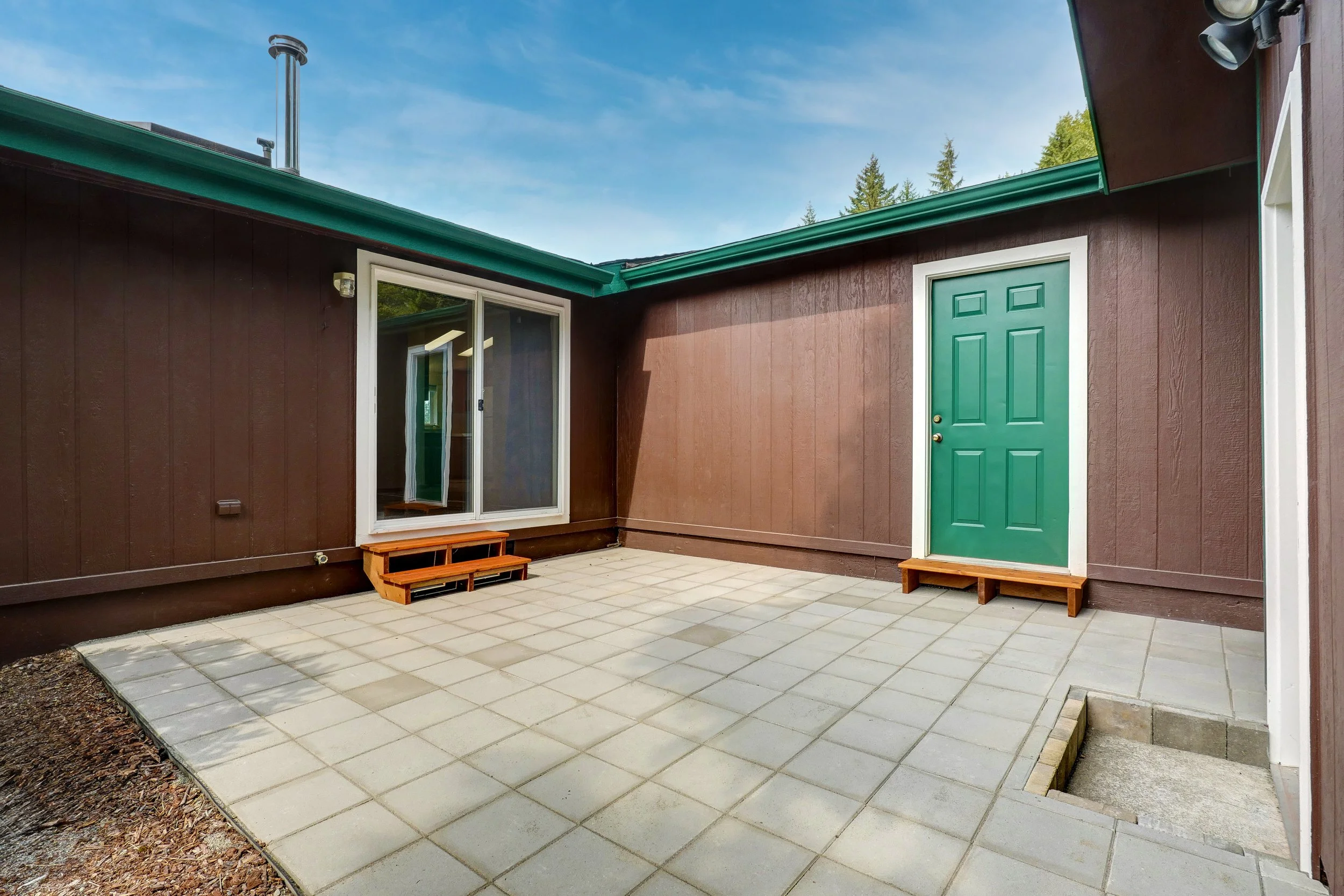 077-18617_DennonVisuals77.jpg