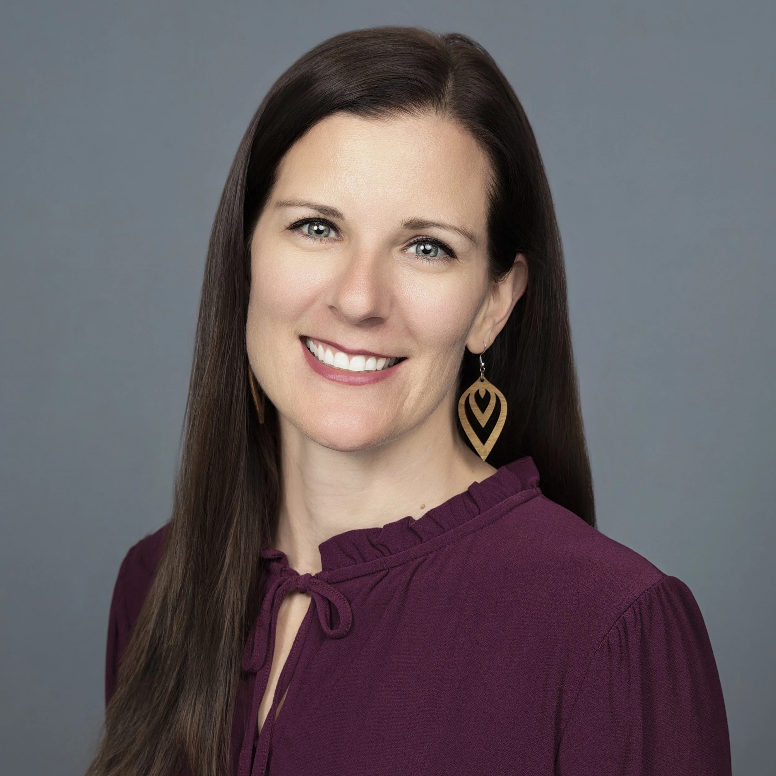 Updated professional headshot of business woman for website, LinkedIn, and email signature