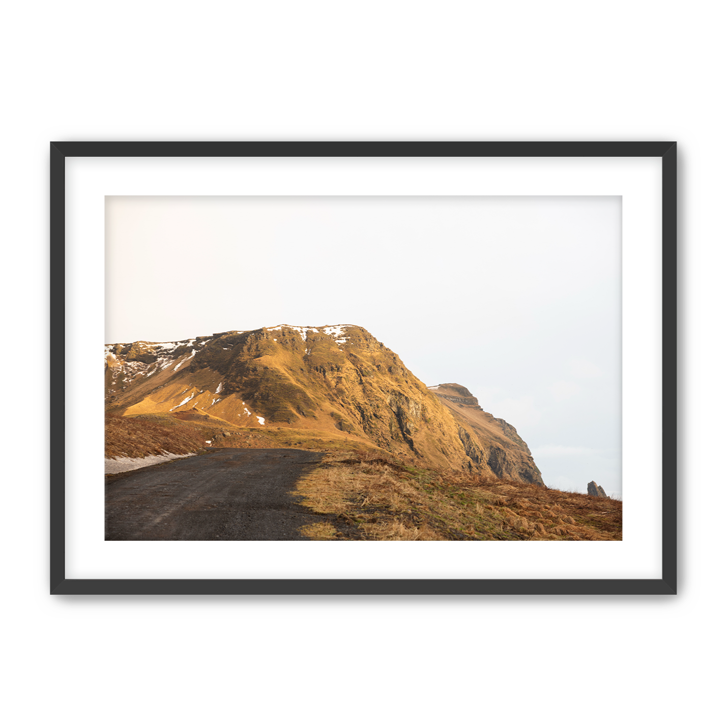 Iceland+7+black+Frame.png