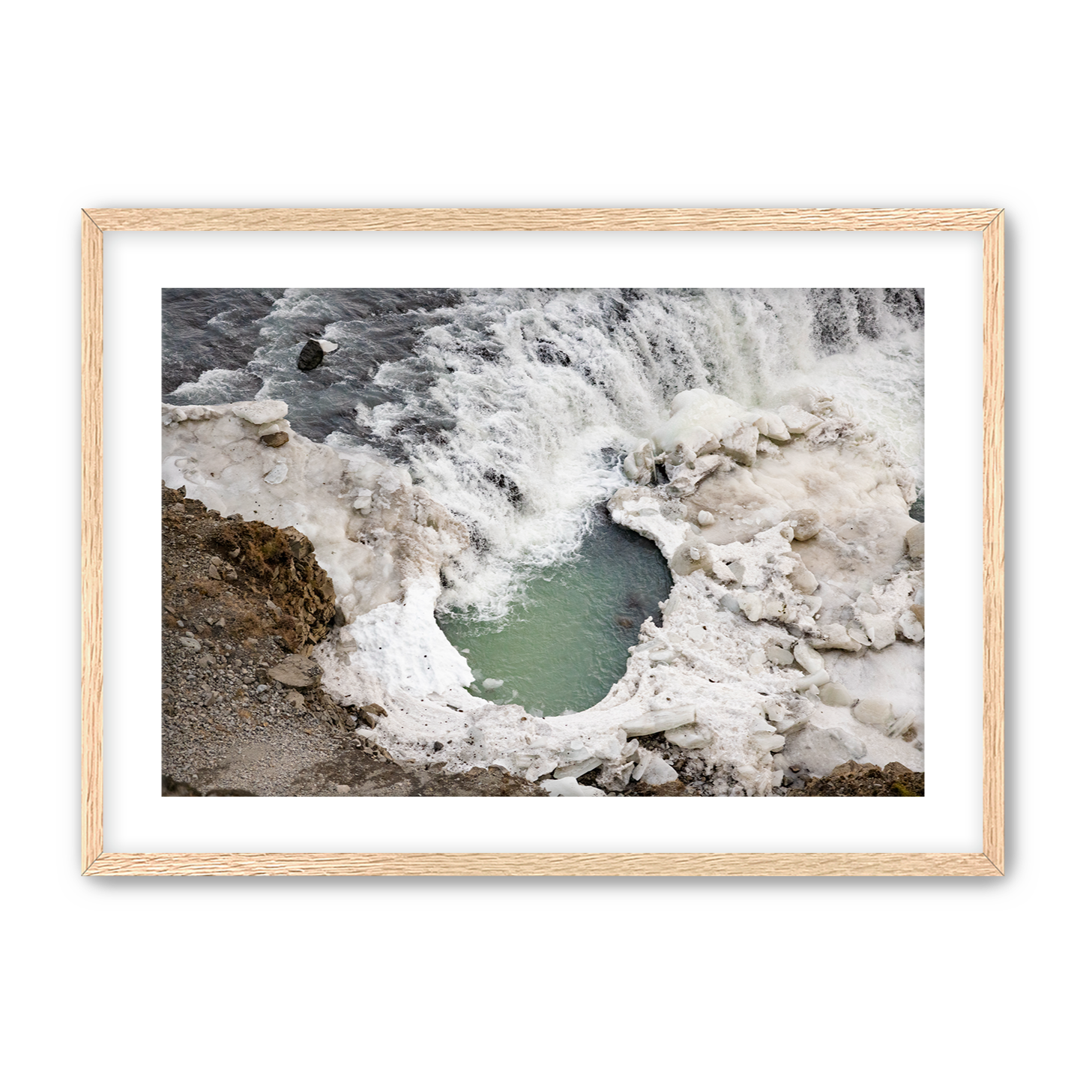 Iceland+10+Natural+Frame.png