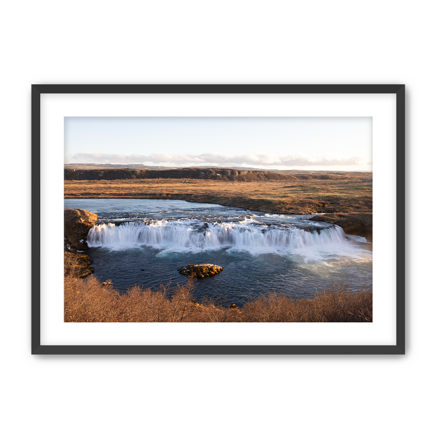 Iceland+16+Black+Frame.png
