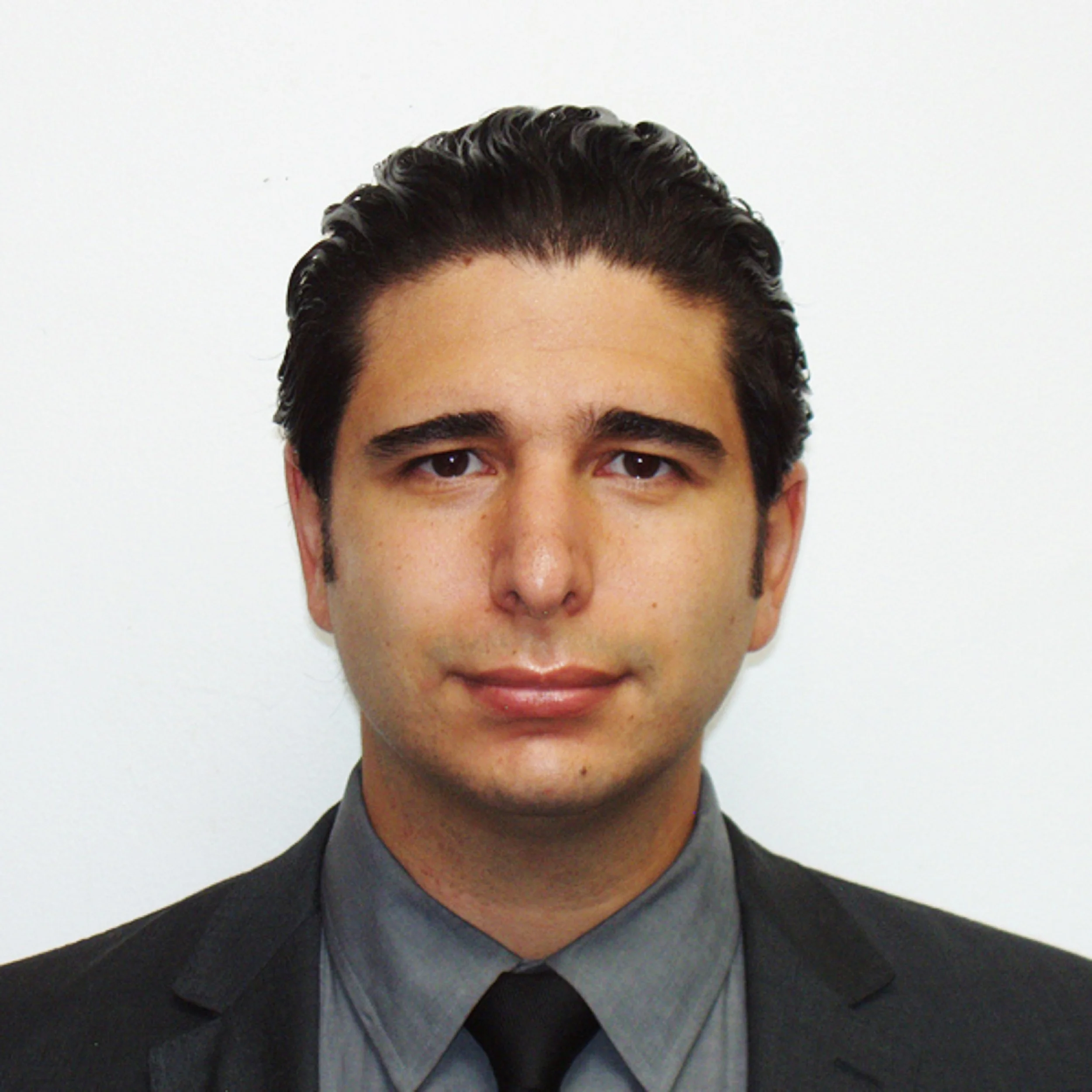 Houtan Moaveni