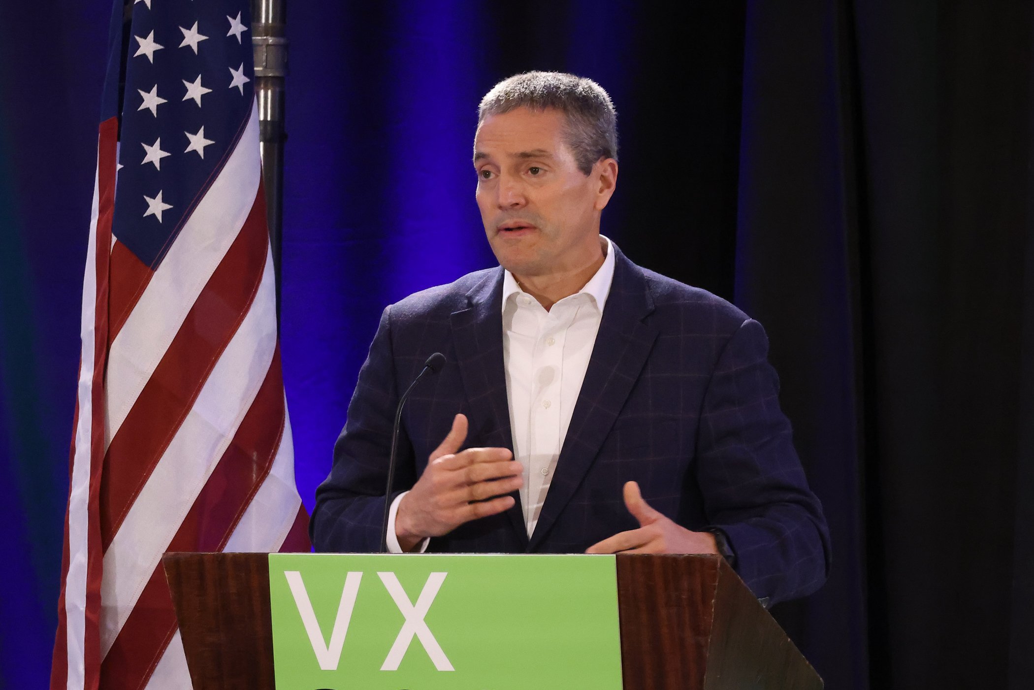 VerdeX2025_8798@300dpi_Tuesday_4-8-25.jpg