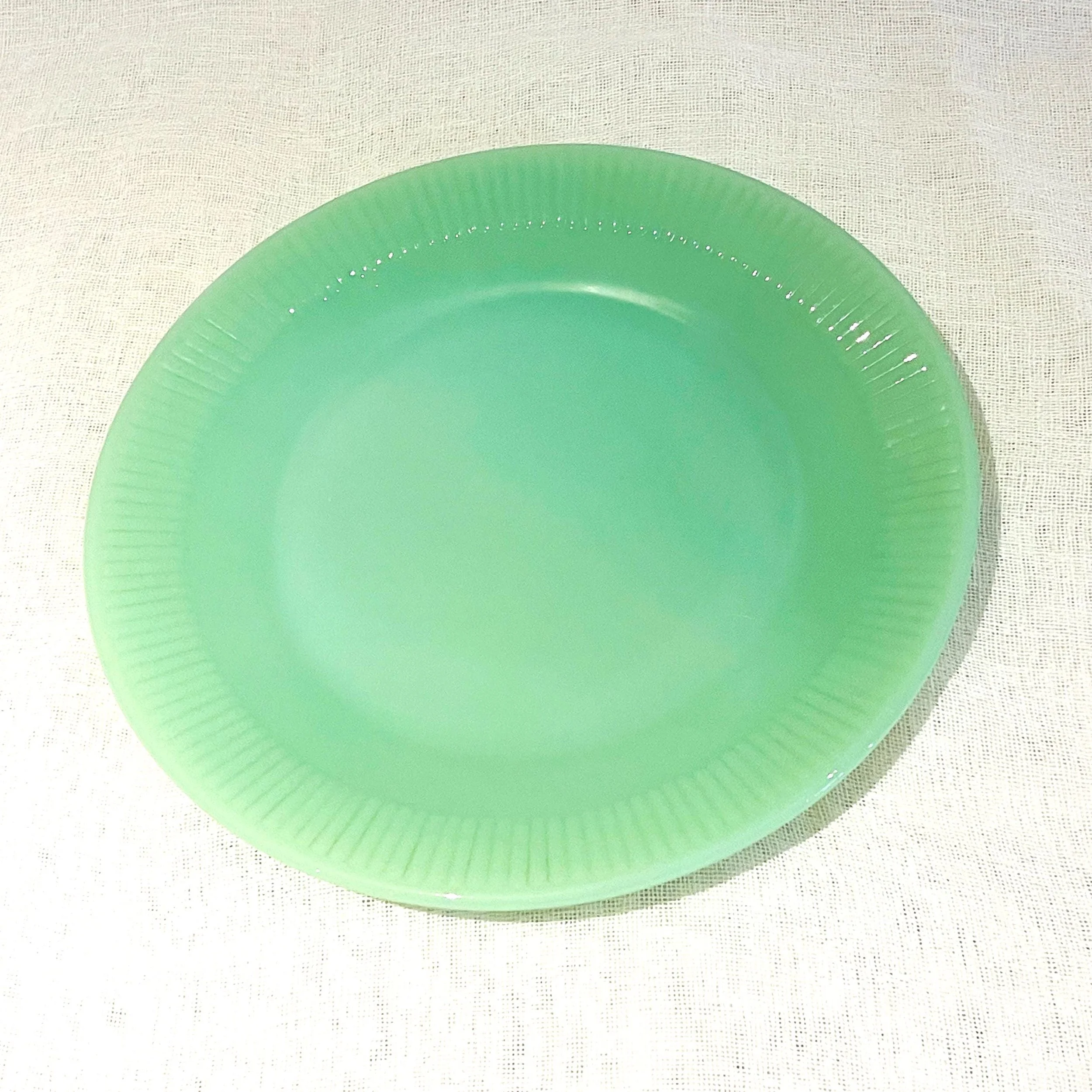 Vintage Jadeite Dinner Plate, Anchor Hocking Jadeite Plate, Jane Ray 9" Plate