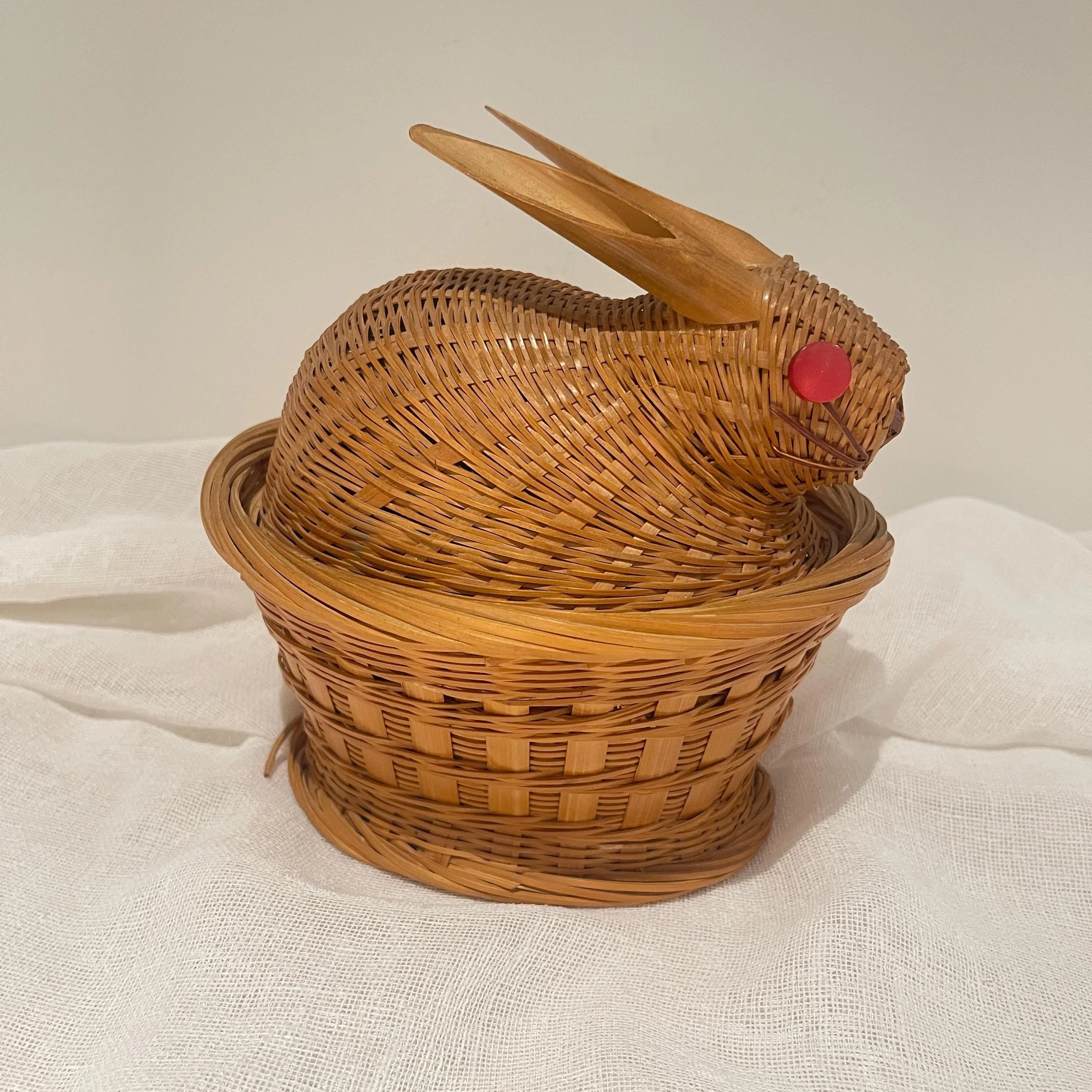 Vintage Wicker Bunny Basket with Lid, Woven Rabbit Hidden Storage, Lillian Vernon Basket