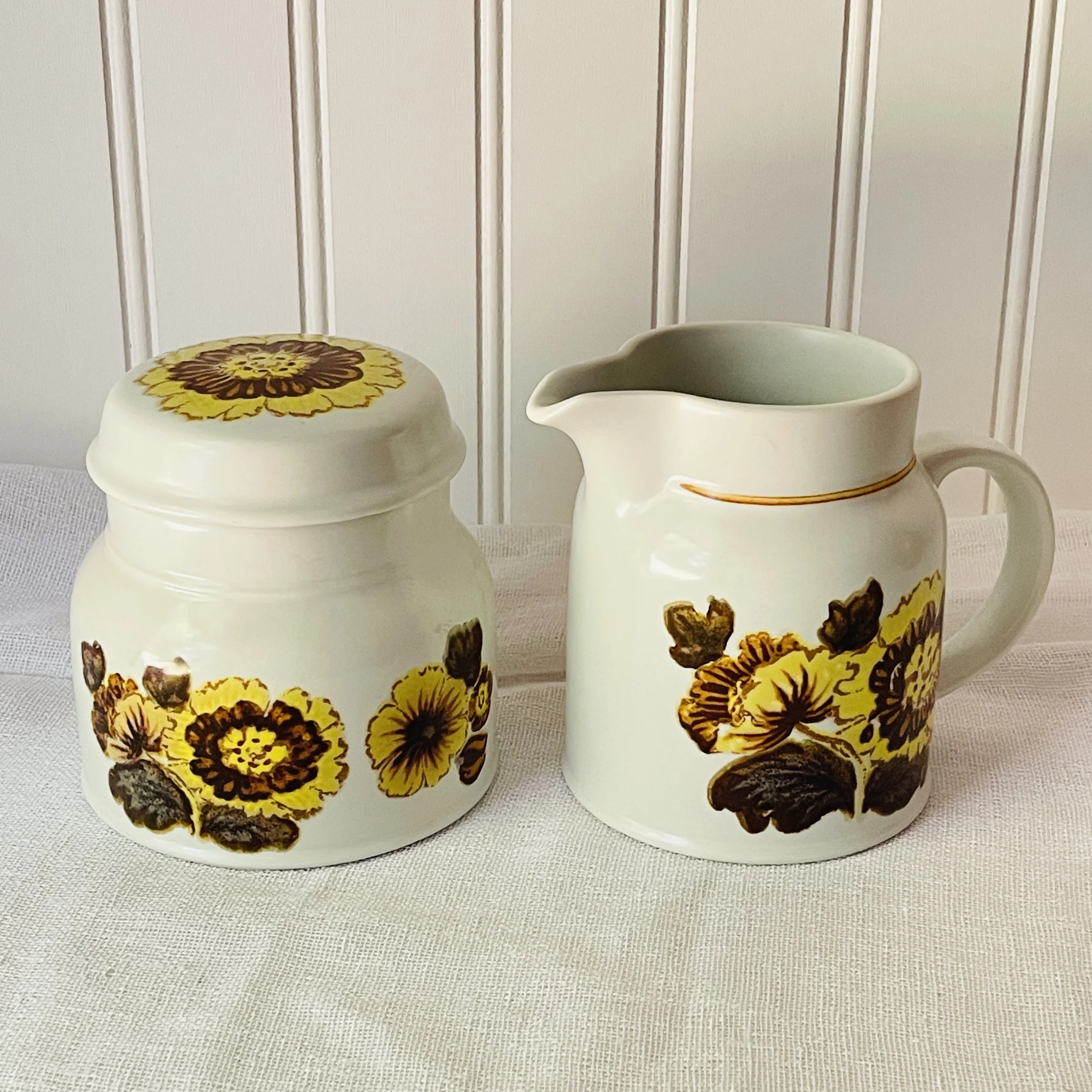 Royal Doulton Forest Glen Creamer and Sugar Set