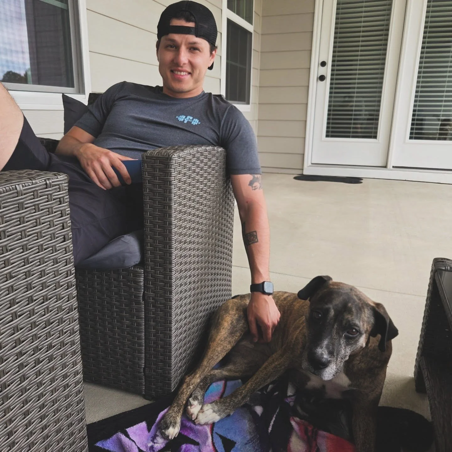 Coach Alee says rest days are just as important as lift days! Hoping our Fade Fitness Family has a wonderful weekend 🍂💤 #letyouroldlifefadeaway #fadefitness