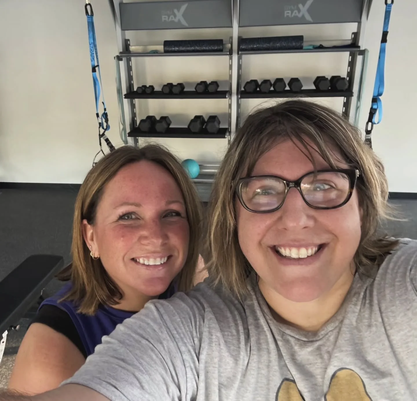Congratulations to Erin for hitting her 50th session at Fade Fitness!! 💪🏻

And a special shout out to founding member, Gina, for making everyone feel so welcome!

We love our Fade Fitness Family!

#letyouroldlifefadeaway #fadefitness #travelersrest