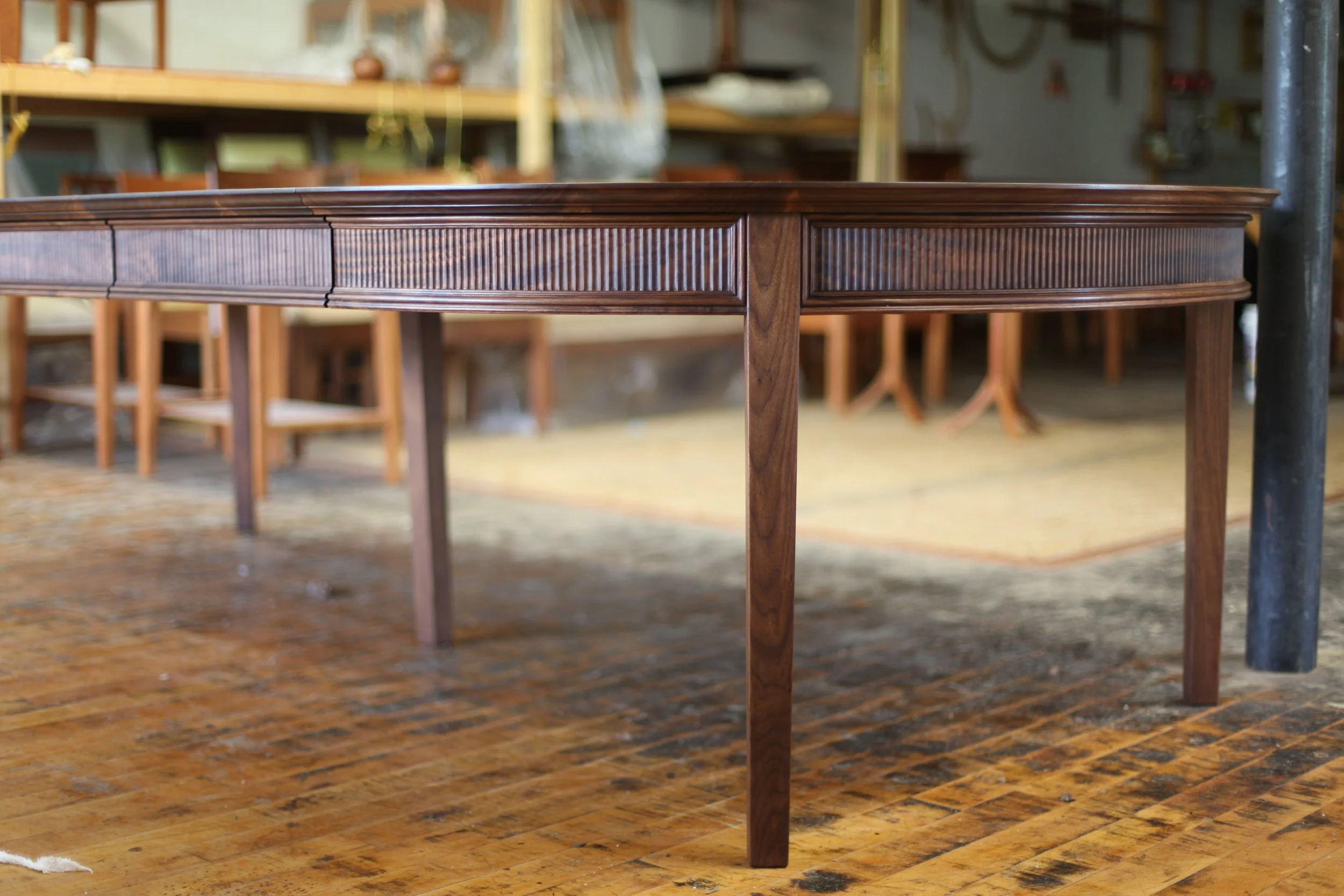 Fluted Round Extending Table Photo.JPG