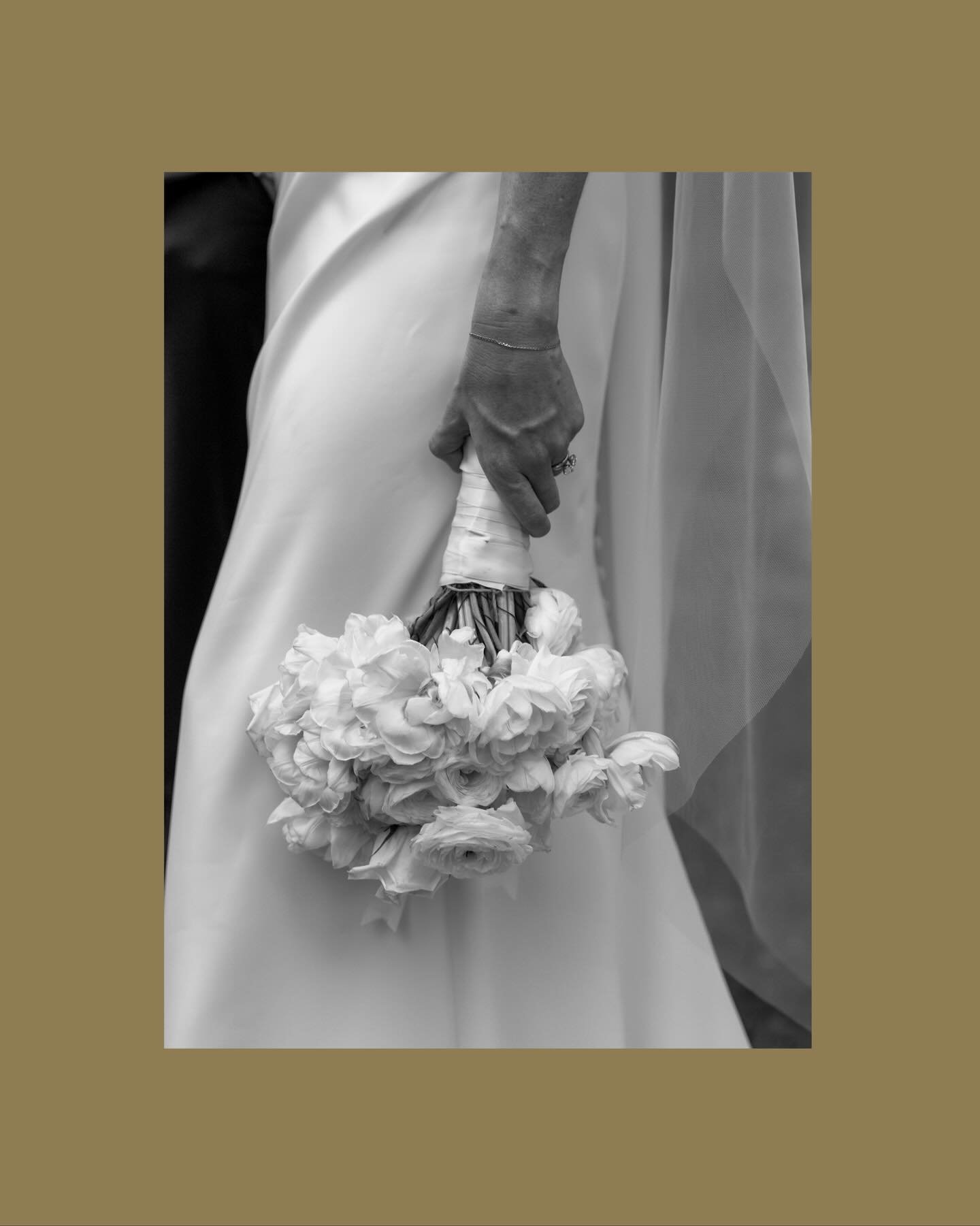 Yes we do Weddings! From intimate to large-scale celebrations, Mika Studio can create a beautifully curated, seamless wedding experience for you. Every detail from planning and coordination to bespoke florals, is personally and thoughtfully designed 