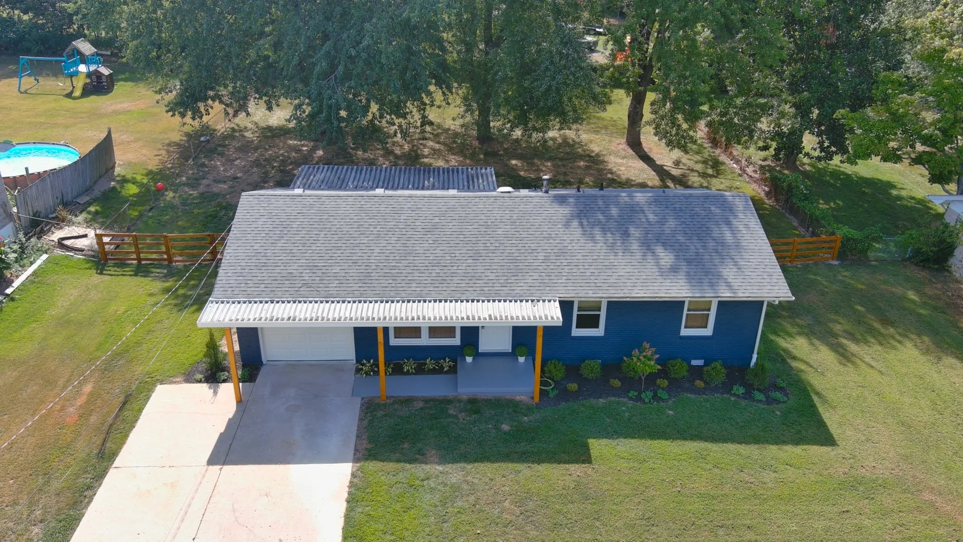 777 Carol Lane-12.jpg