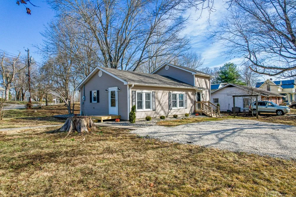 Black Roof Edit-18.jpg