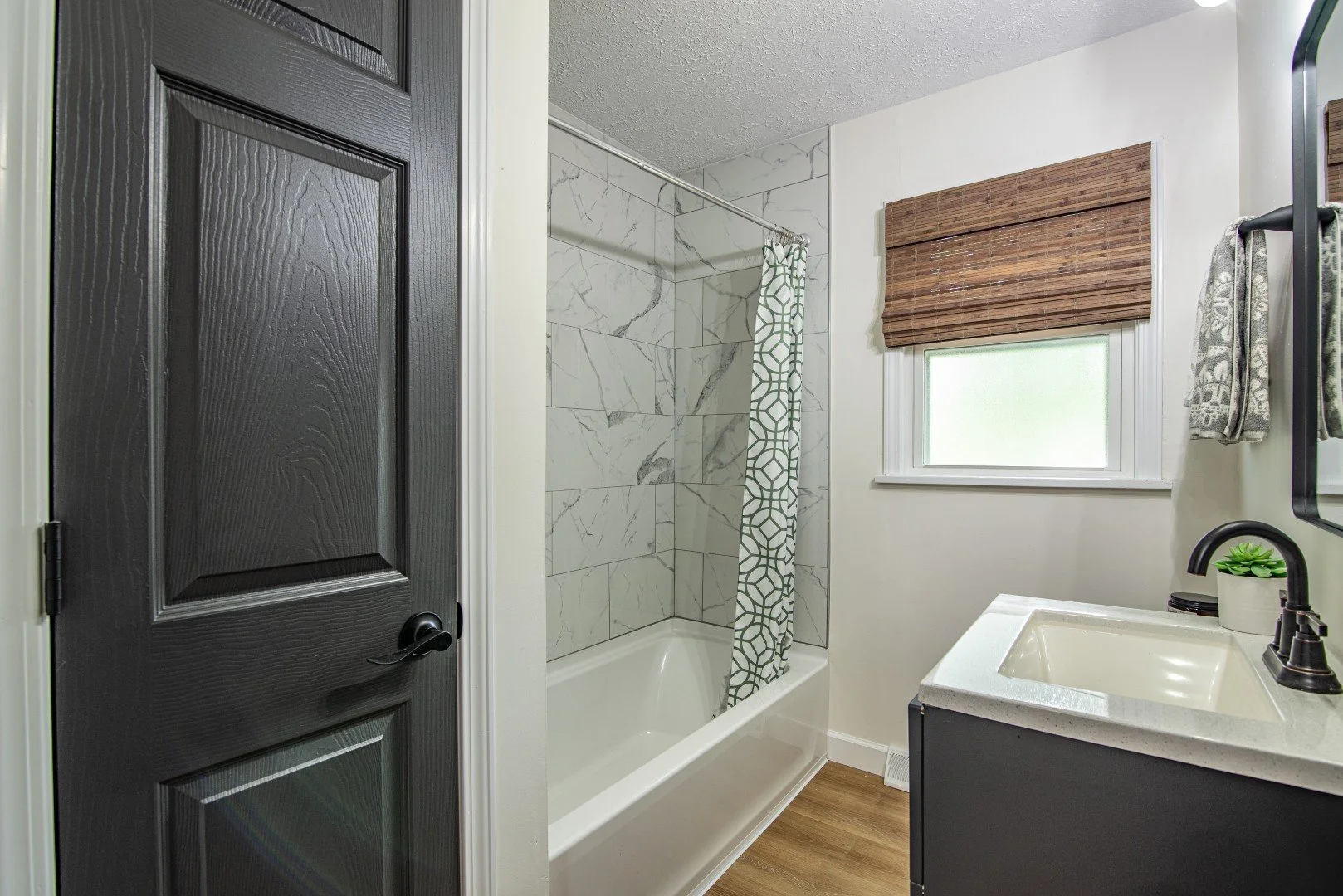 777 Carol Lane-42.jpg