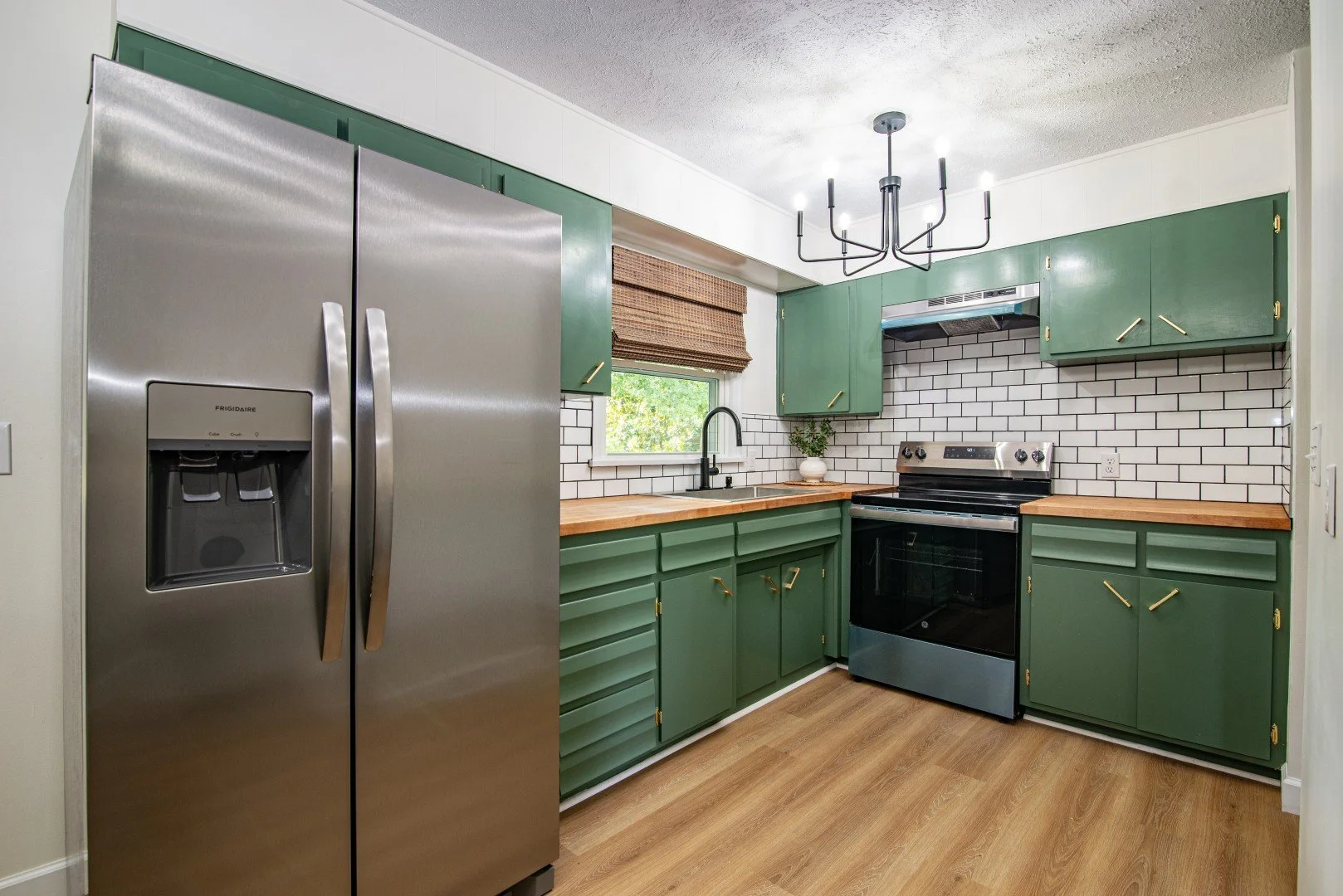 777 Carol Lane-26.jpg