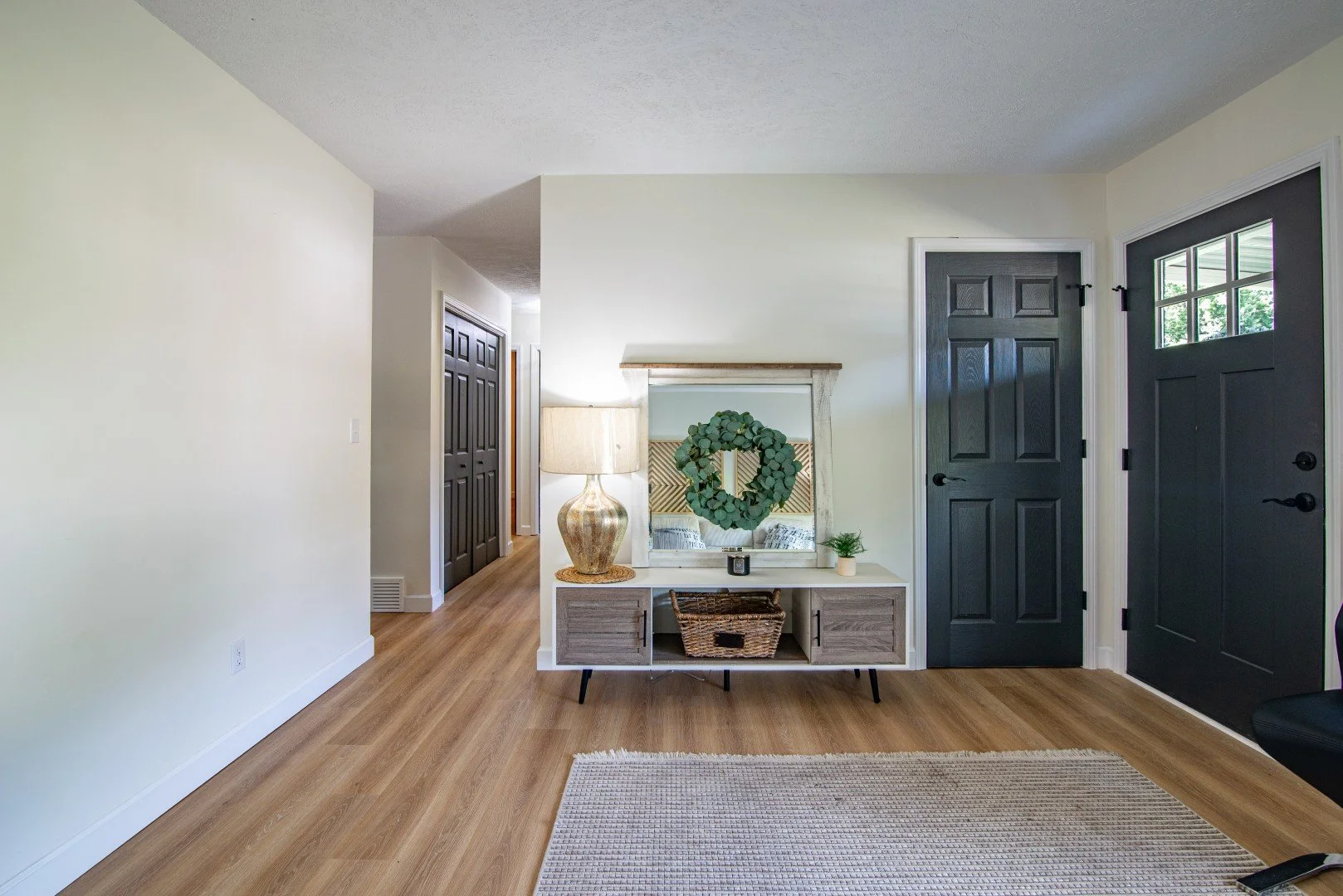 777 Carol Lane-18.jpg