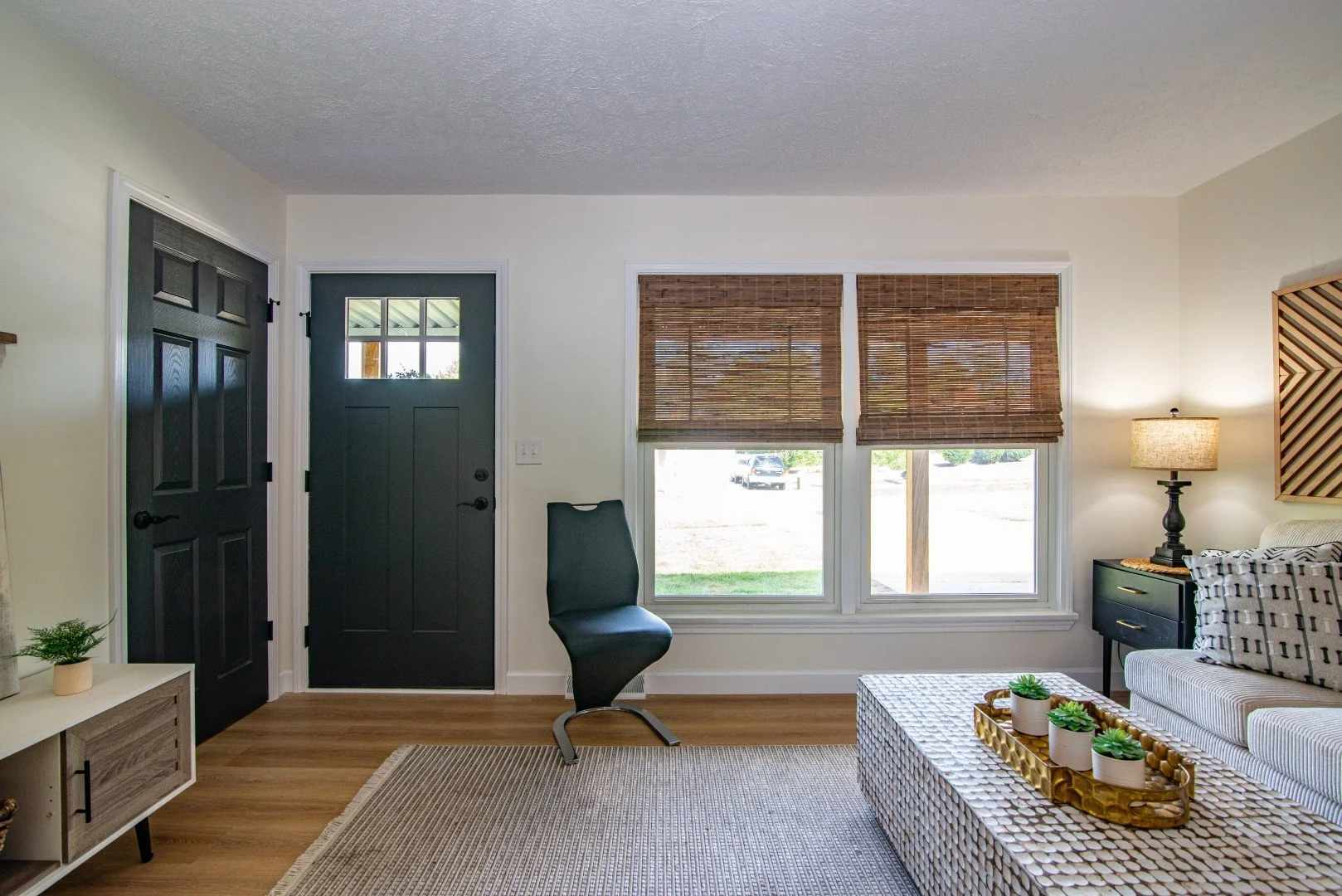 777 Carol Lane-16.jpg