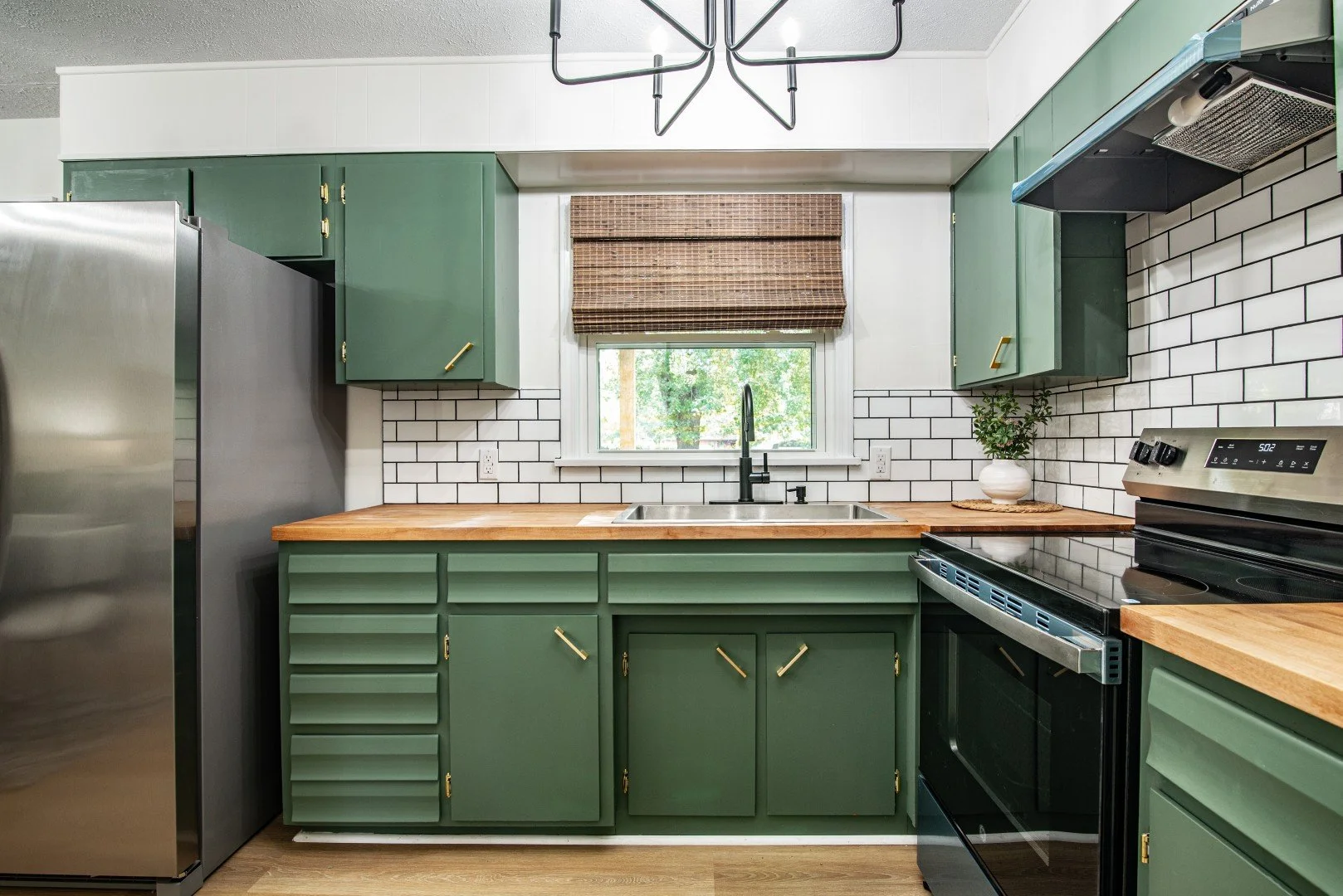 777 Carol Lane-28.jpg
