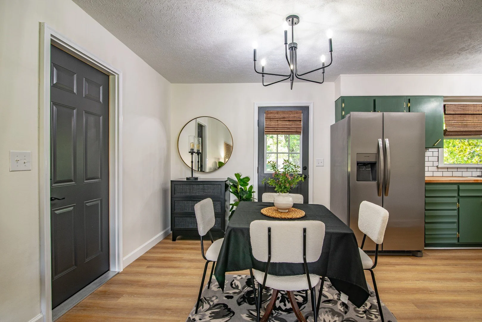 777 Carol Lane-23.jpg