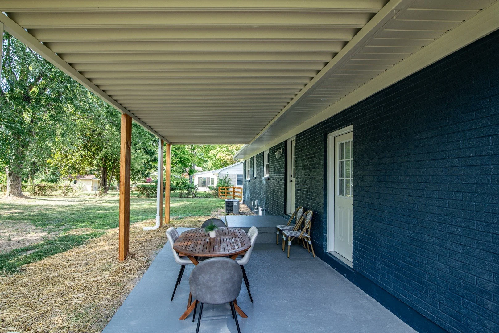 777 Carol Lane-9.jpg