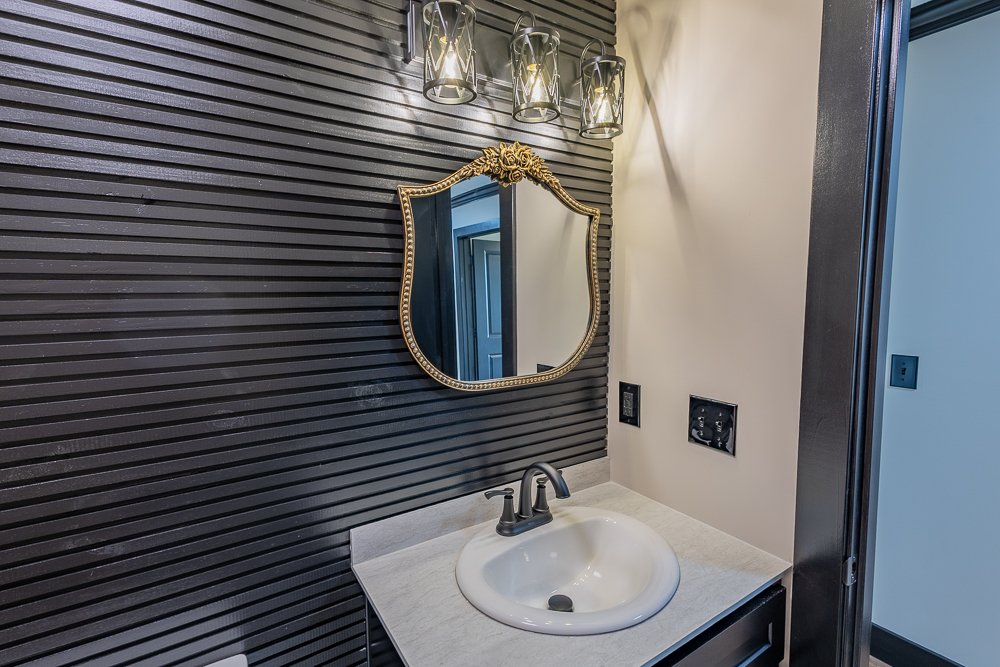 426A8969-HDR.jpg