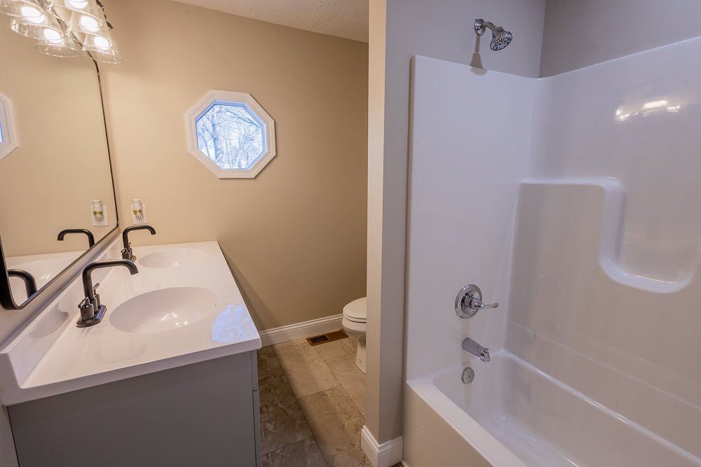 Black Roof Edit-36.jpg