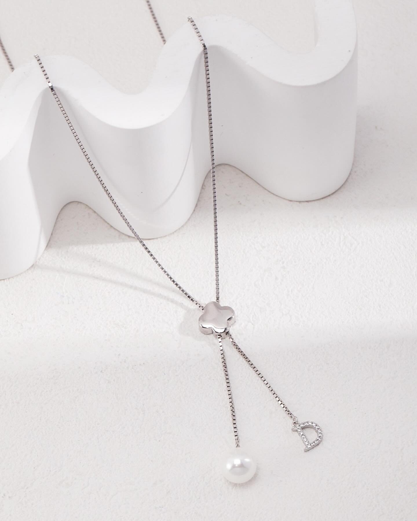 Z.&rdquo;D&rdquo;. Long chain necklace coming soon&hellip;
/
#brandlaunch #branding #fashion #newbrand #brand #branddesign #marketing #productlaunch #love #style #smallbusiness #art #graphicdesigner #brandlaunching #design #eventplanner #brandstrateg
