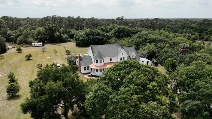 Postcards of the Marcantel&rsquo;s 💐 Comment the number of your favorite clip! FULL VIDEO WILL BE POSTED TOMORROW!