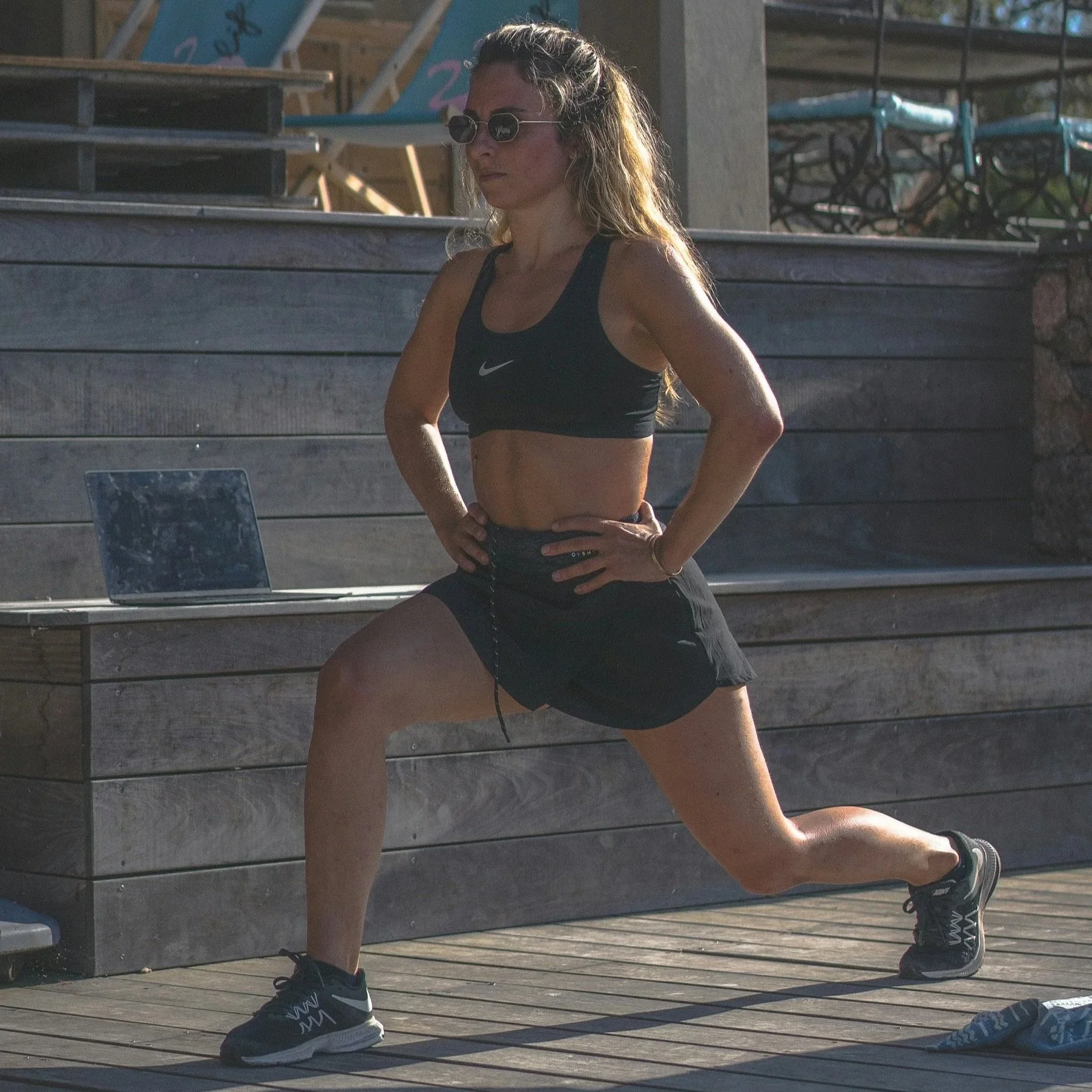 tuck and squeeze lunge reciprocal inhibition glutes nervous system hip flexor relax