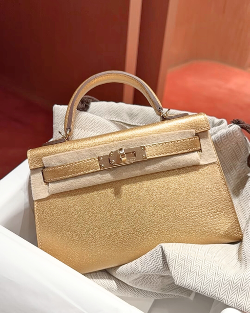 Untitled design - 2 (24).PNG